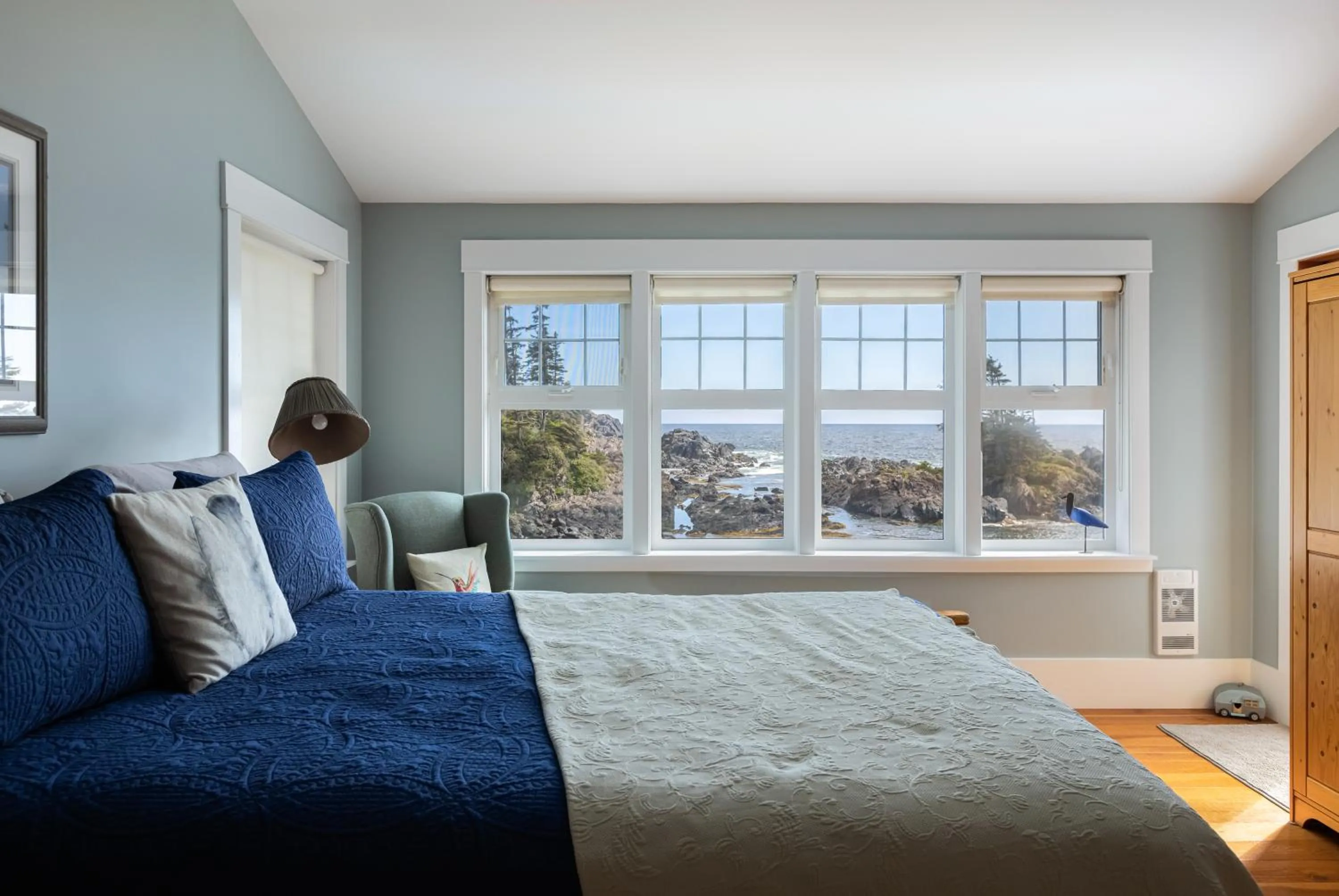 Bedroom, Bed in Black Rock Beach House