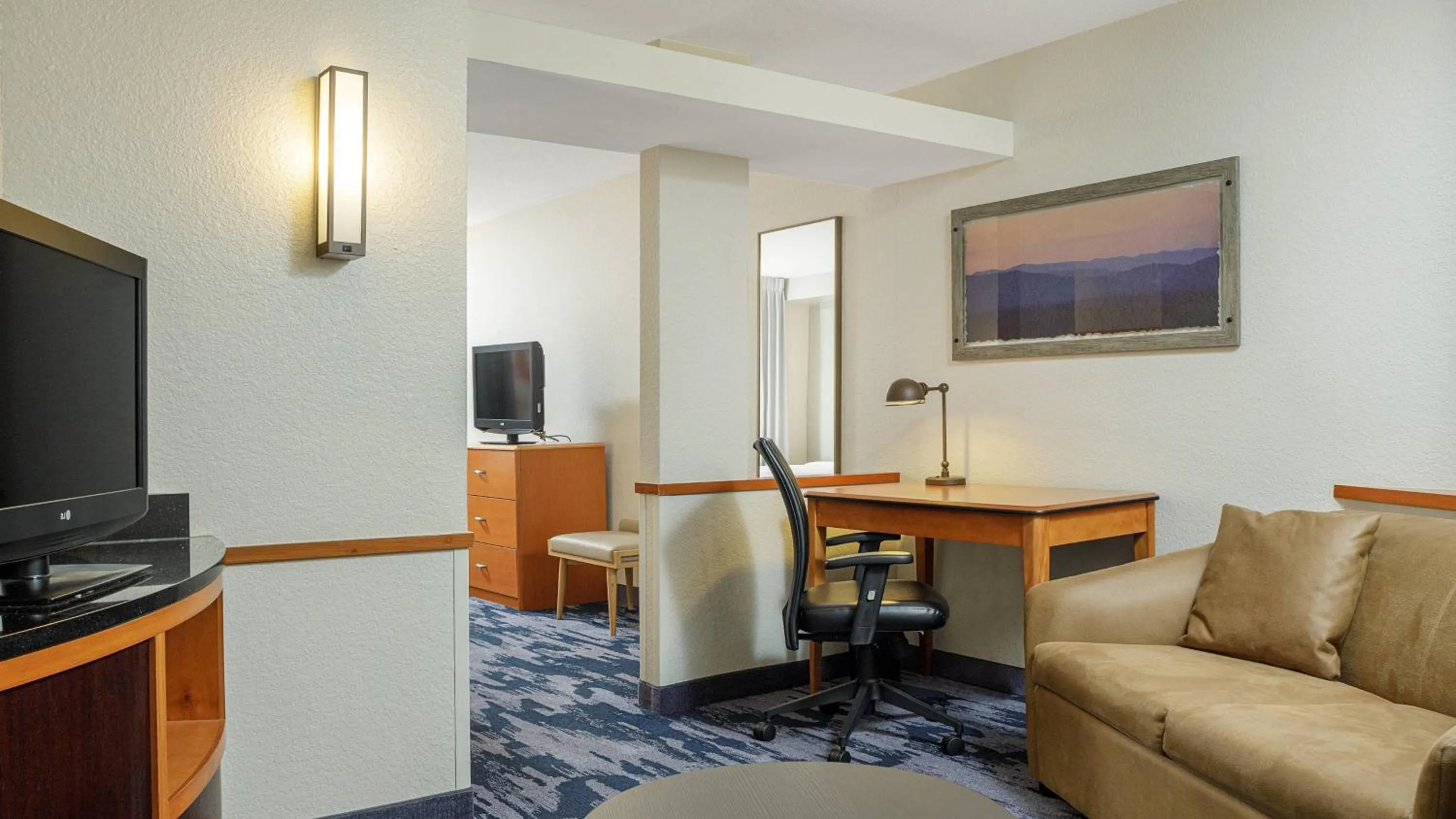 Bedroom in Fairfield Inn & Suites by Marriott Paducah