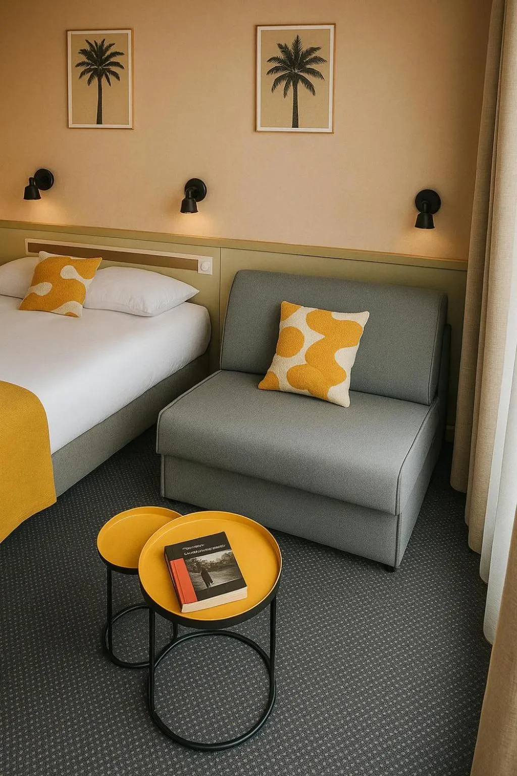 Photo of the whole room, Bed in Cit'Hotel Logis De Brou, Bourg en Bresse