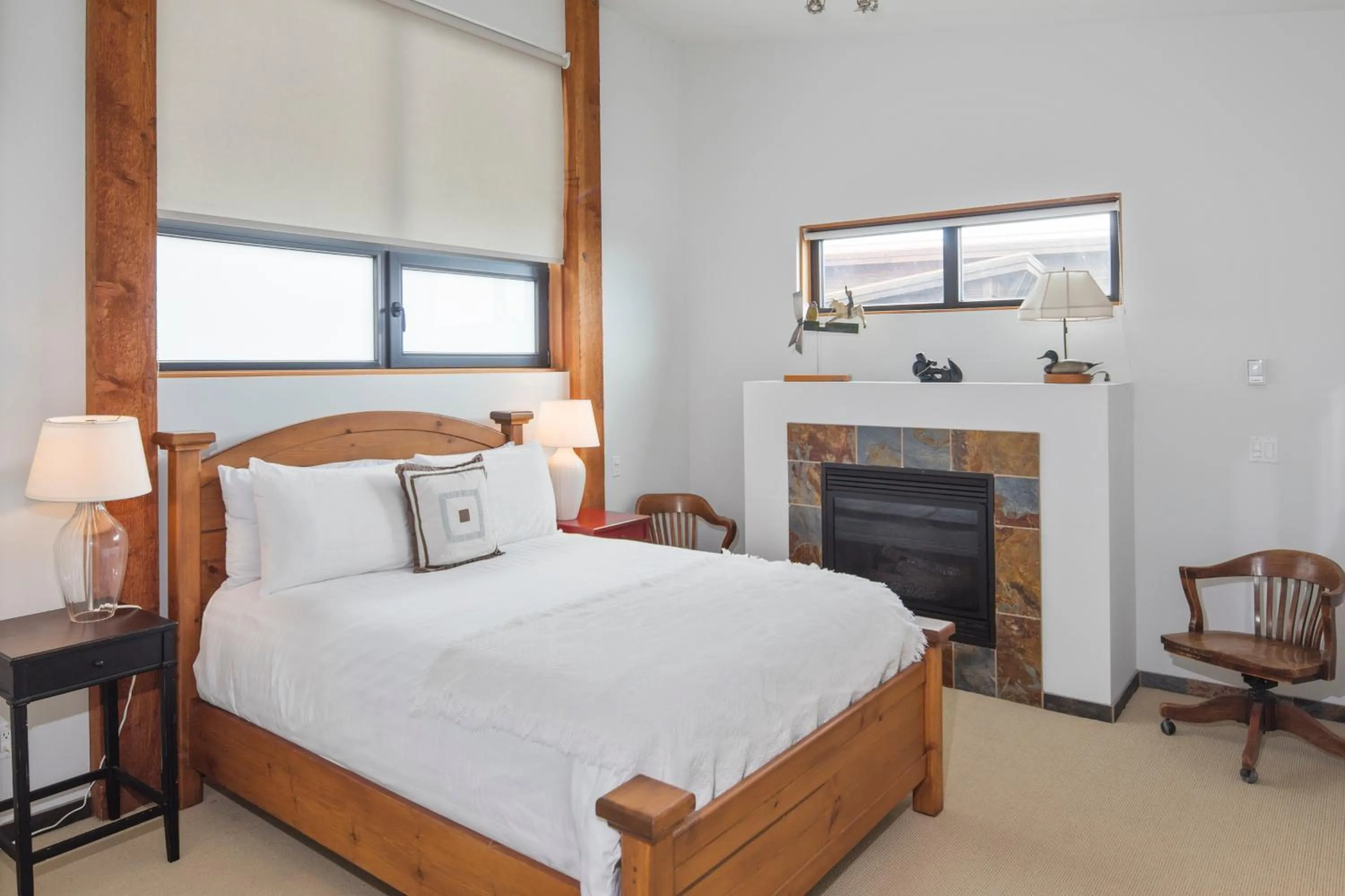 Bedroom, Bed in Black Rock Ridge