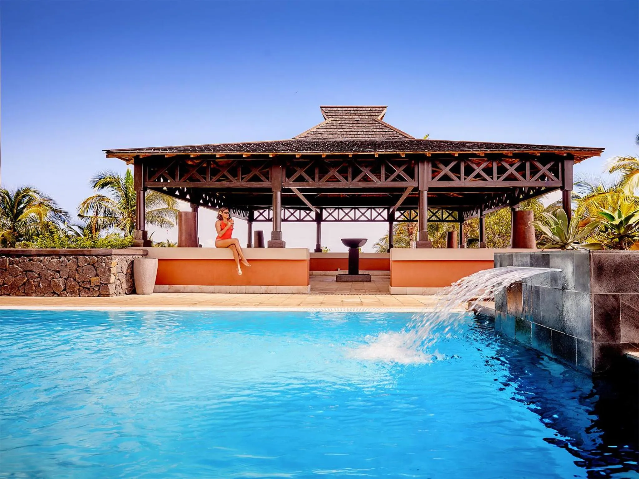 Day in Iloha Seaview Hotel