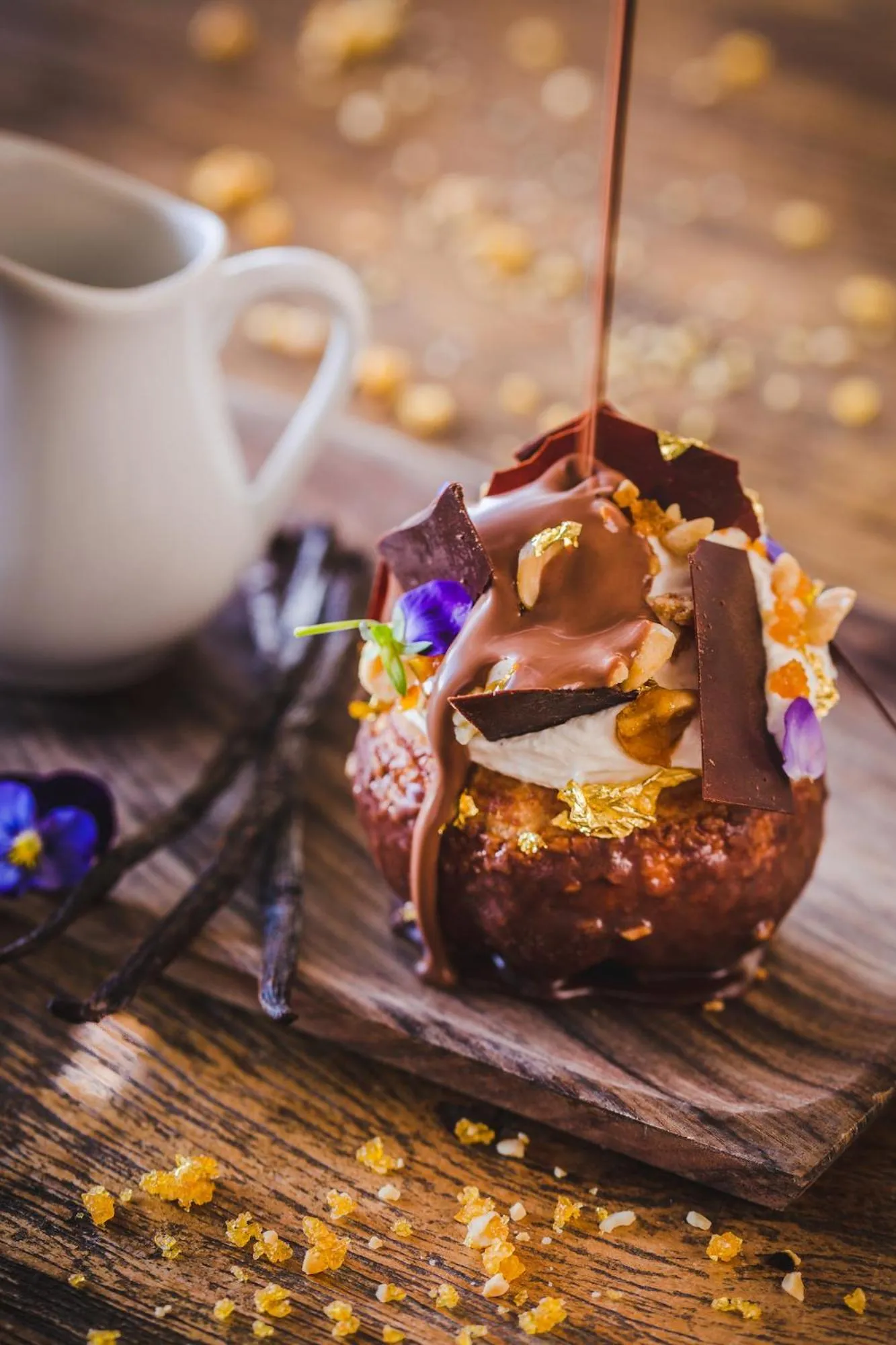 Lunch in Iloha Seaview Hotel