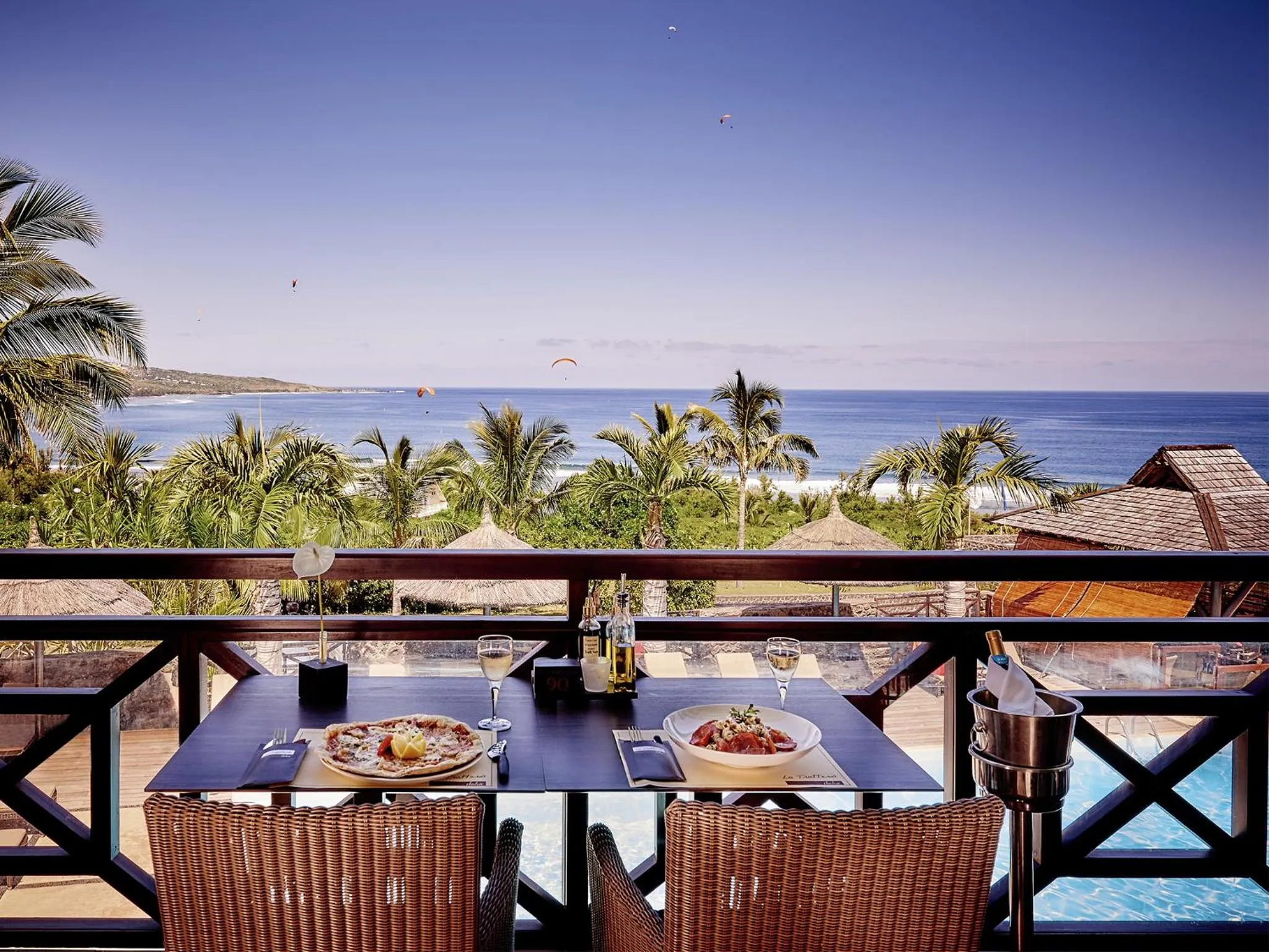 Balcony/Terrace in Iloha Seaview Hotel