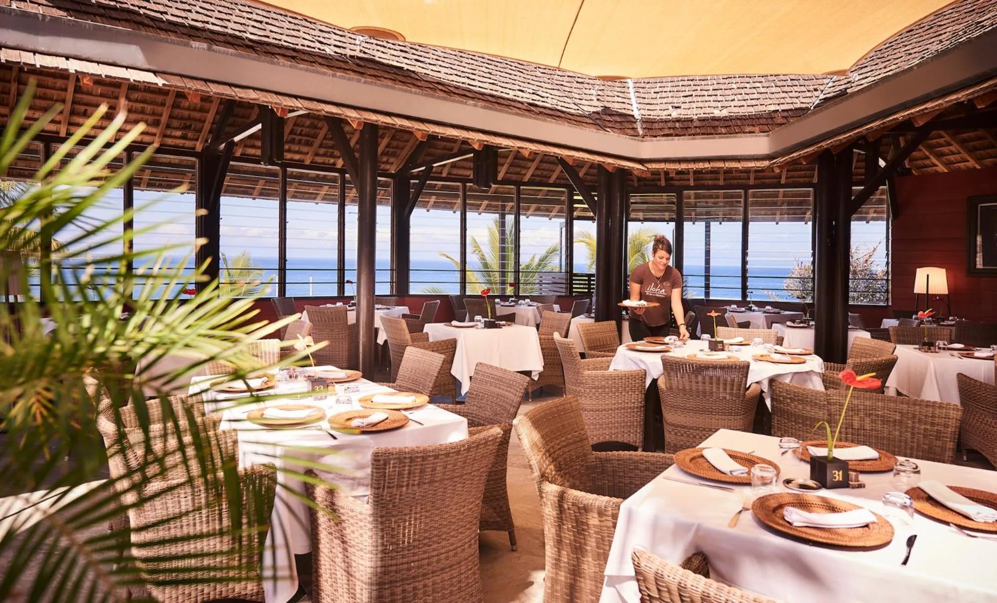 Restaurant/places to eat in Iloha Seaview Hotel