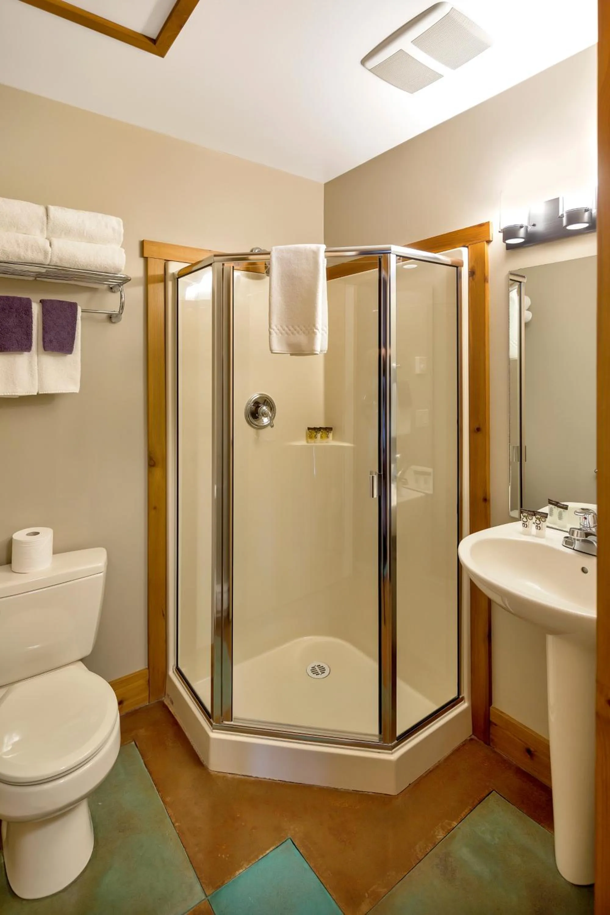 Bathroom in Black Rock Landing