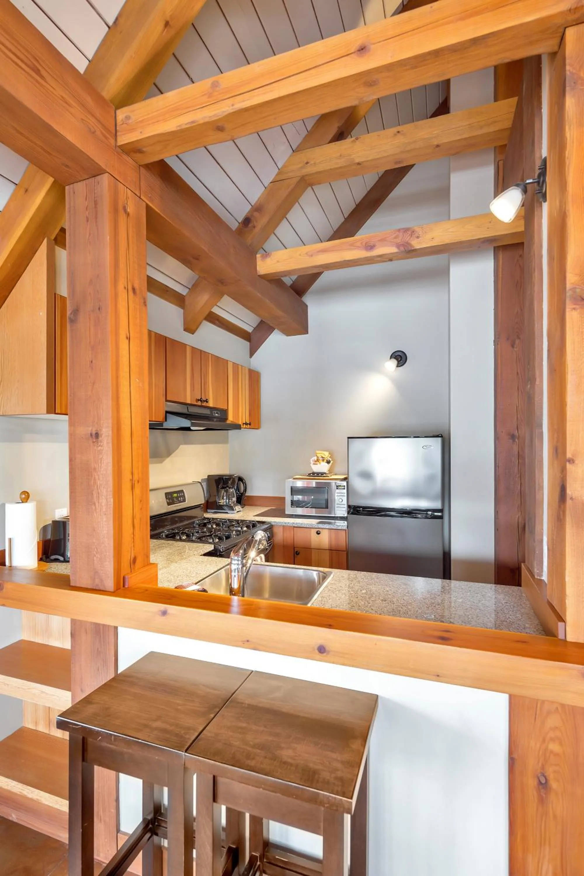 Kitchen or kitchenette in Black Rock Landing