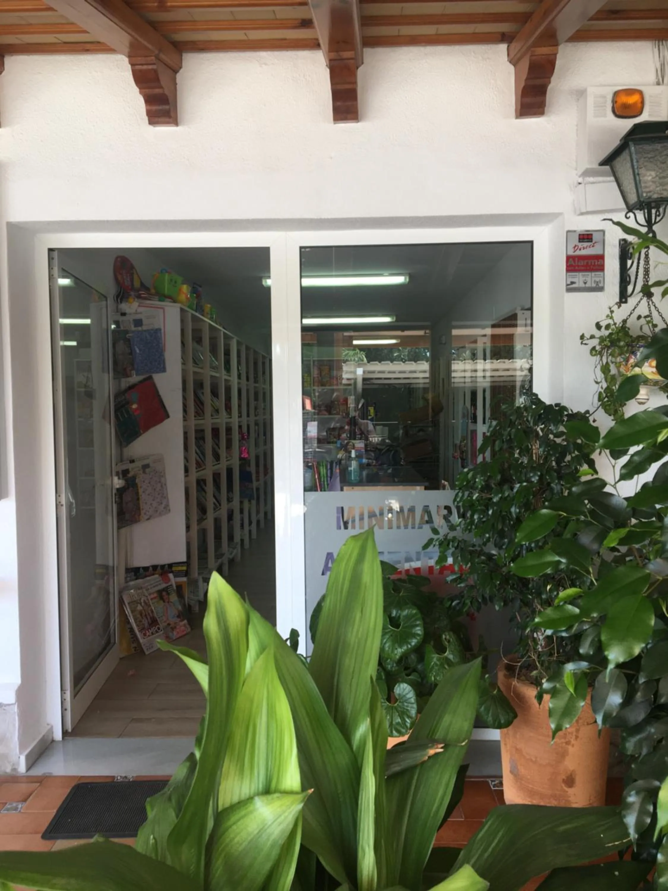 On-site shops in Hotel Antonio Conil