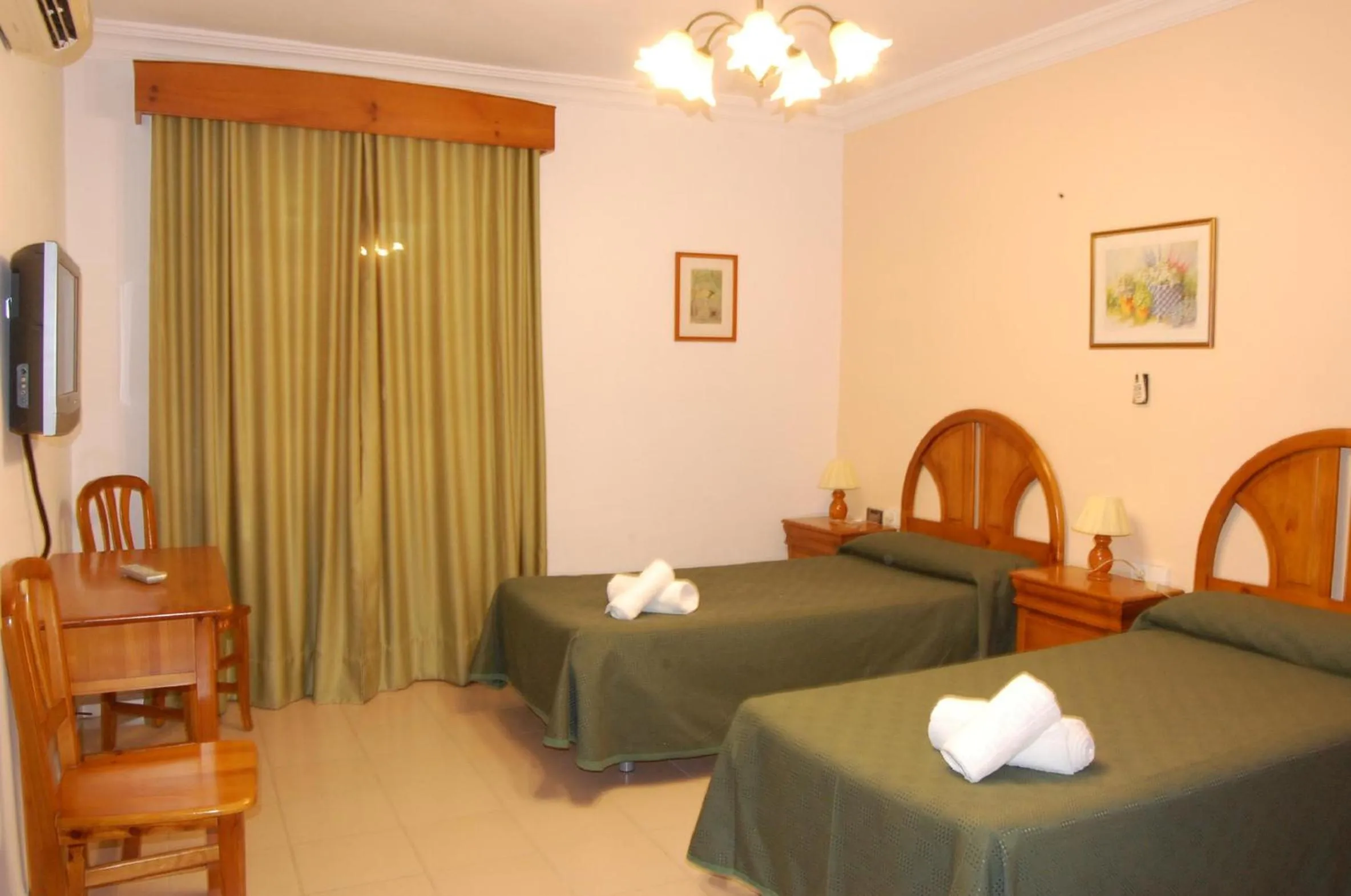 Photo of the whole room, Bed in Hotel Antonio Conil