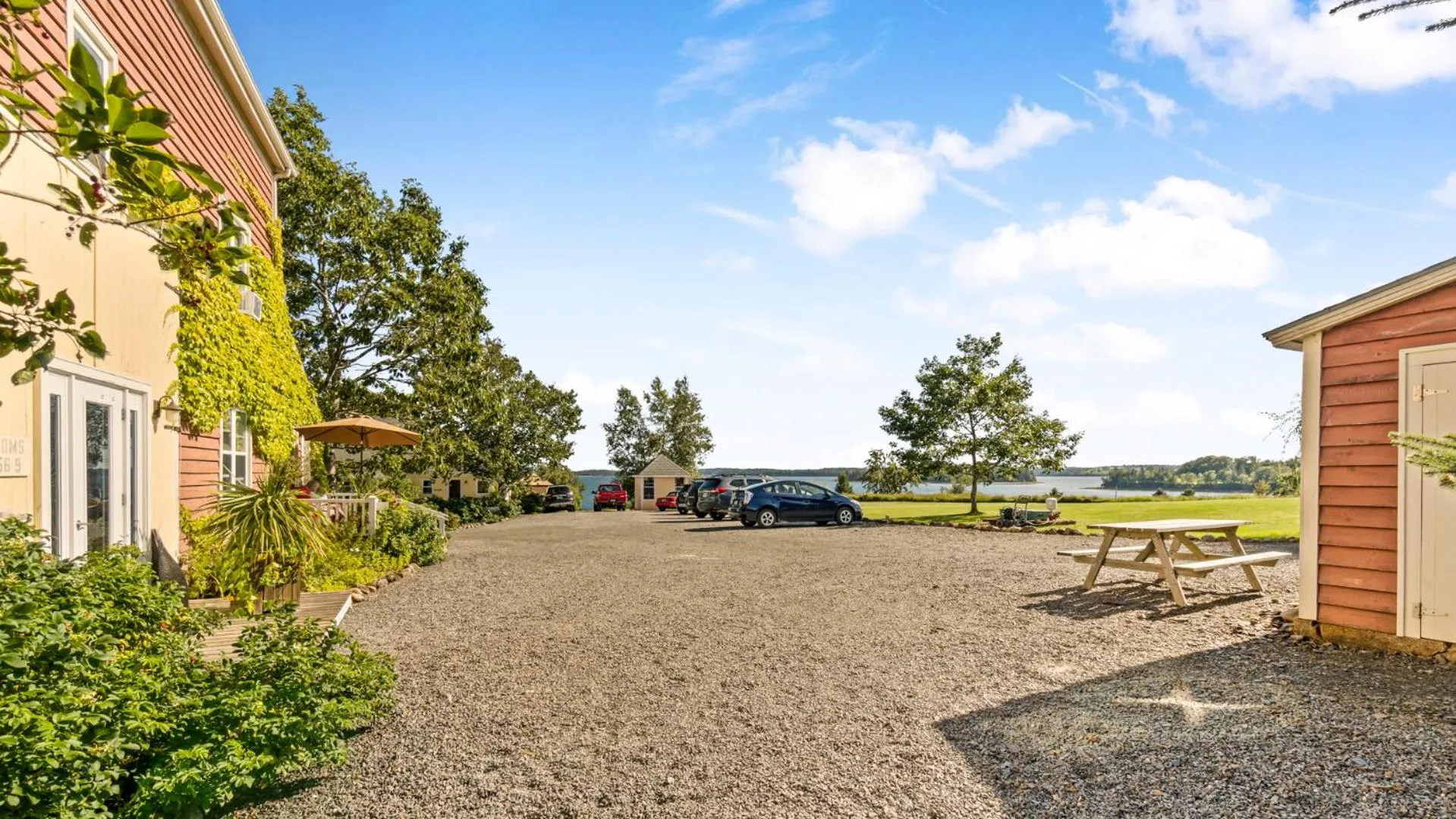 Property building in Bayview Pines Country Inn B&B