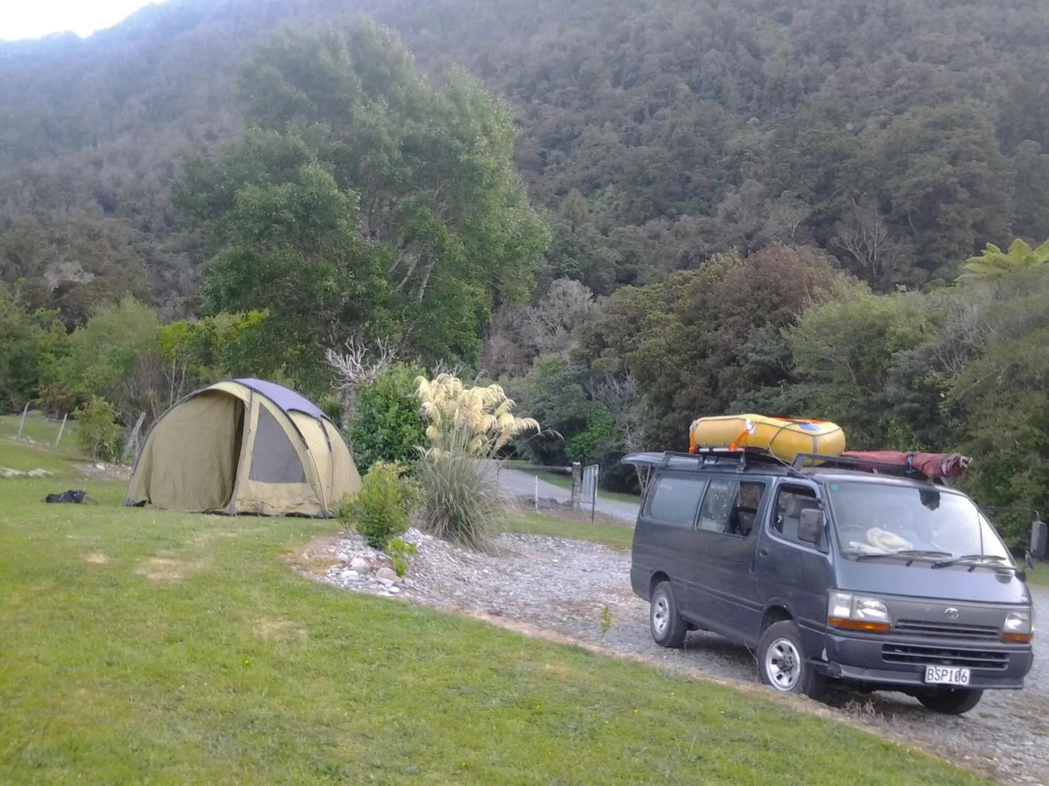 Garden in Jackson's Retreat Alpine Holiday Park