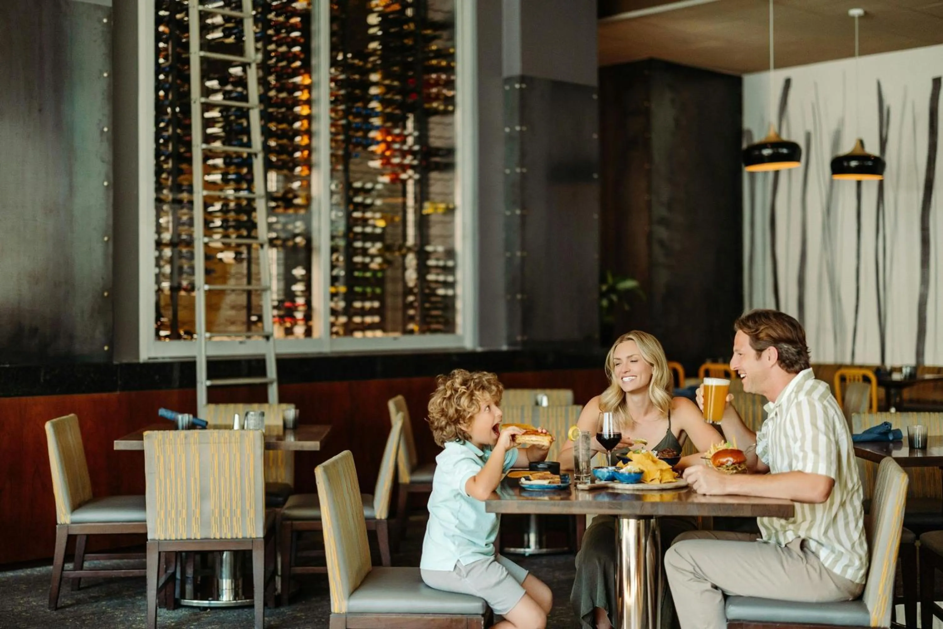 Restaurant/places to eat in The Westin Phoenix Downtown