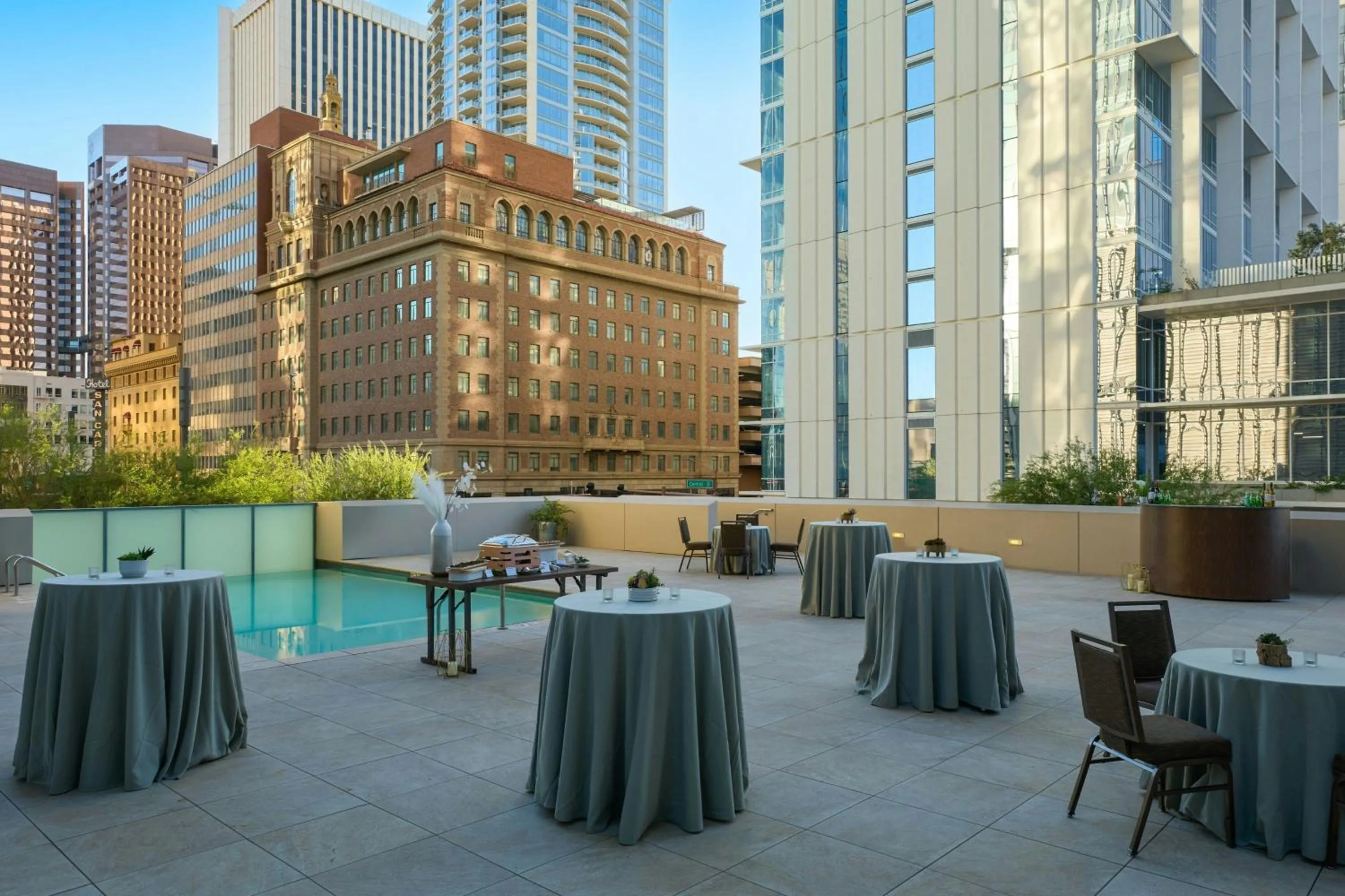 Swimming pool in The Westin Phoenix Downtown