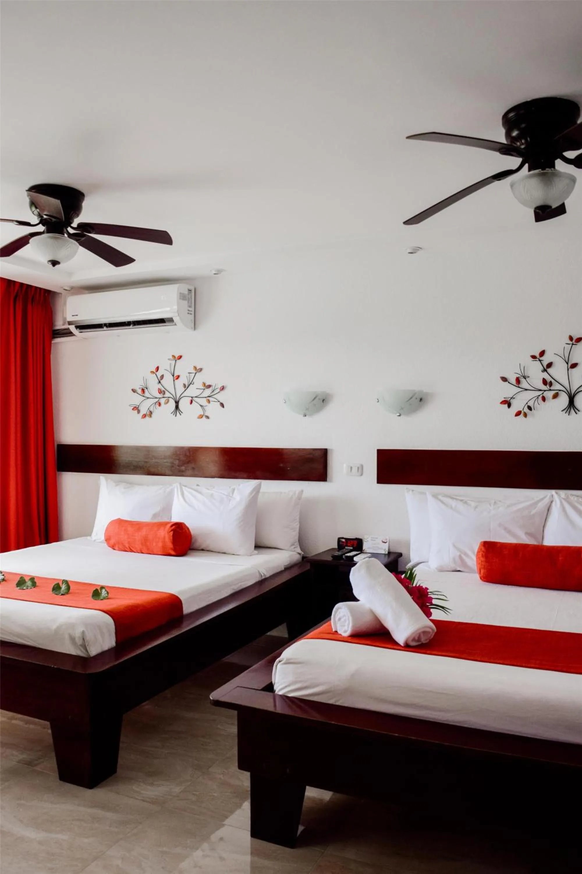 Bedroom, Bed in Best Western Tamarindo Vista Villas