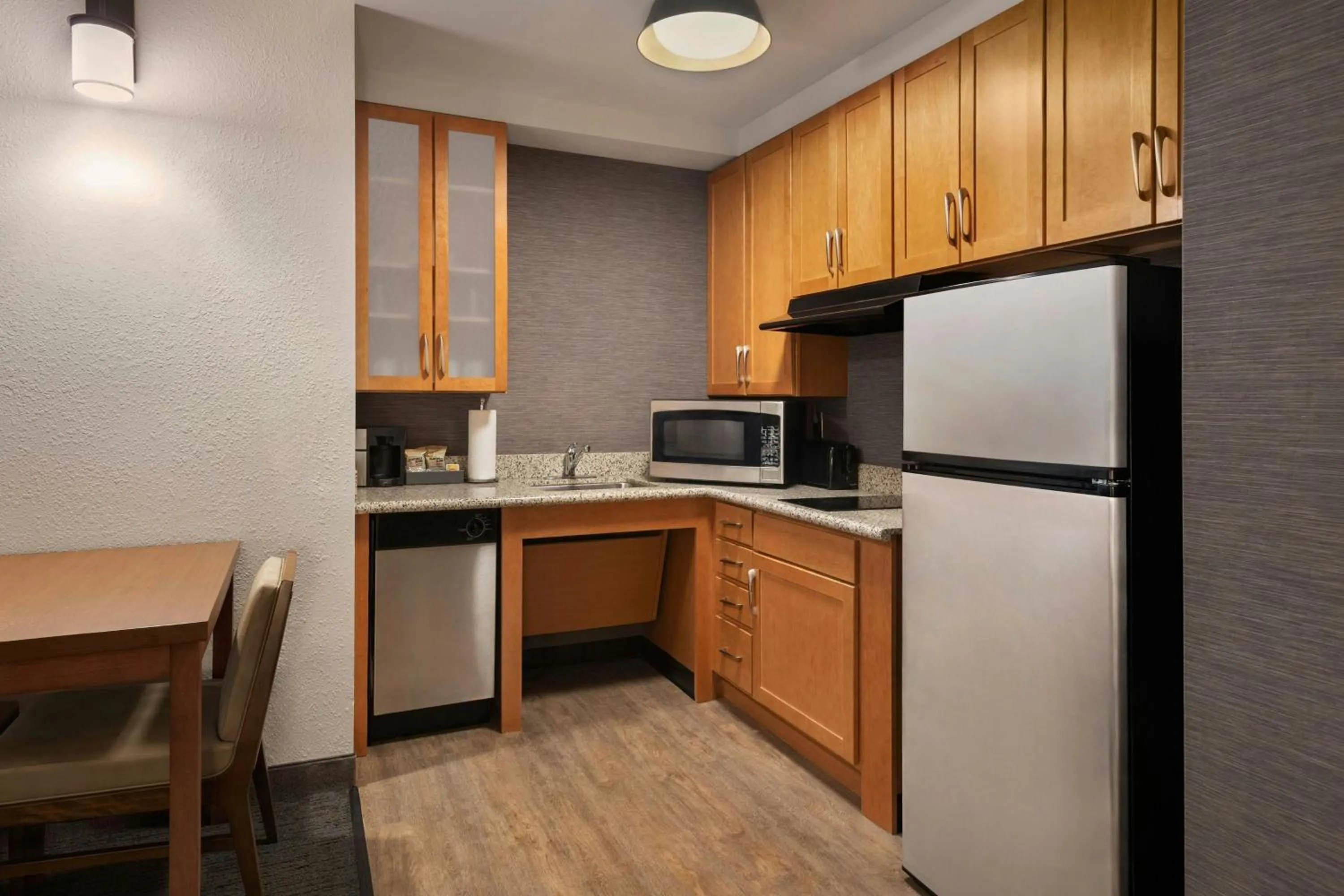 Kitchen or kitchenette in Residence Inn Pittsburgh Monroeville/Wilkins Township