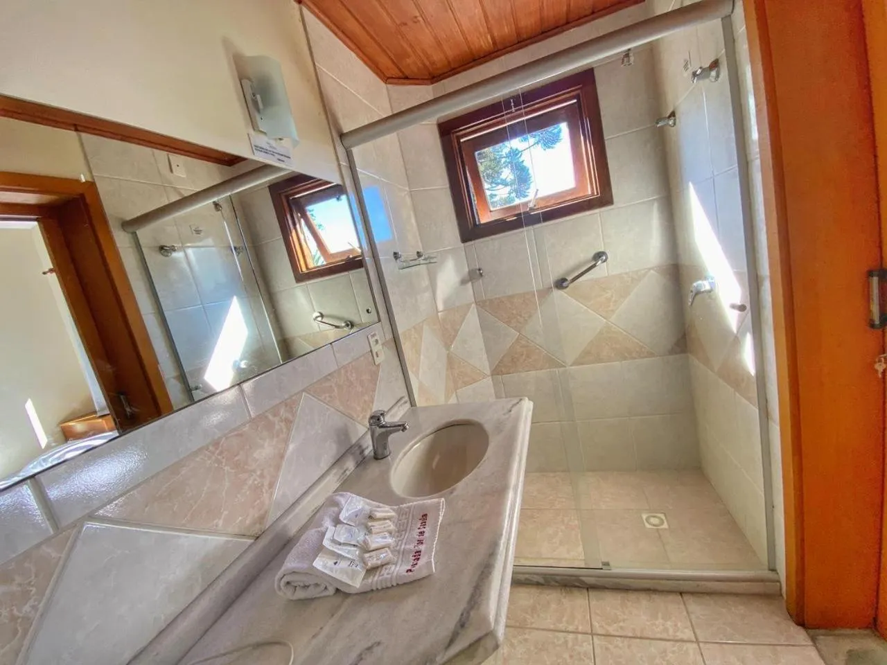 Bathroom in Pousada Flor De Canela