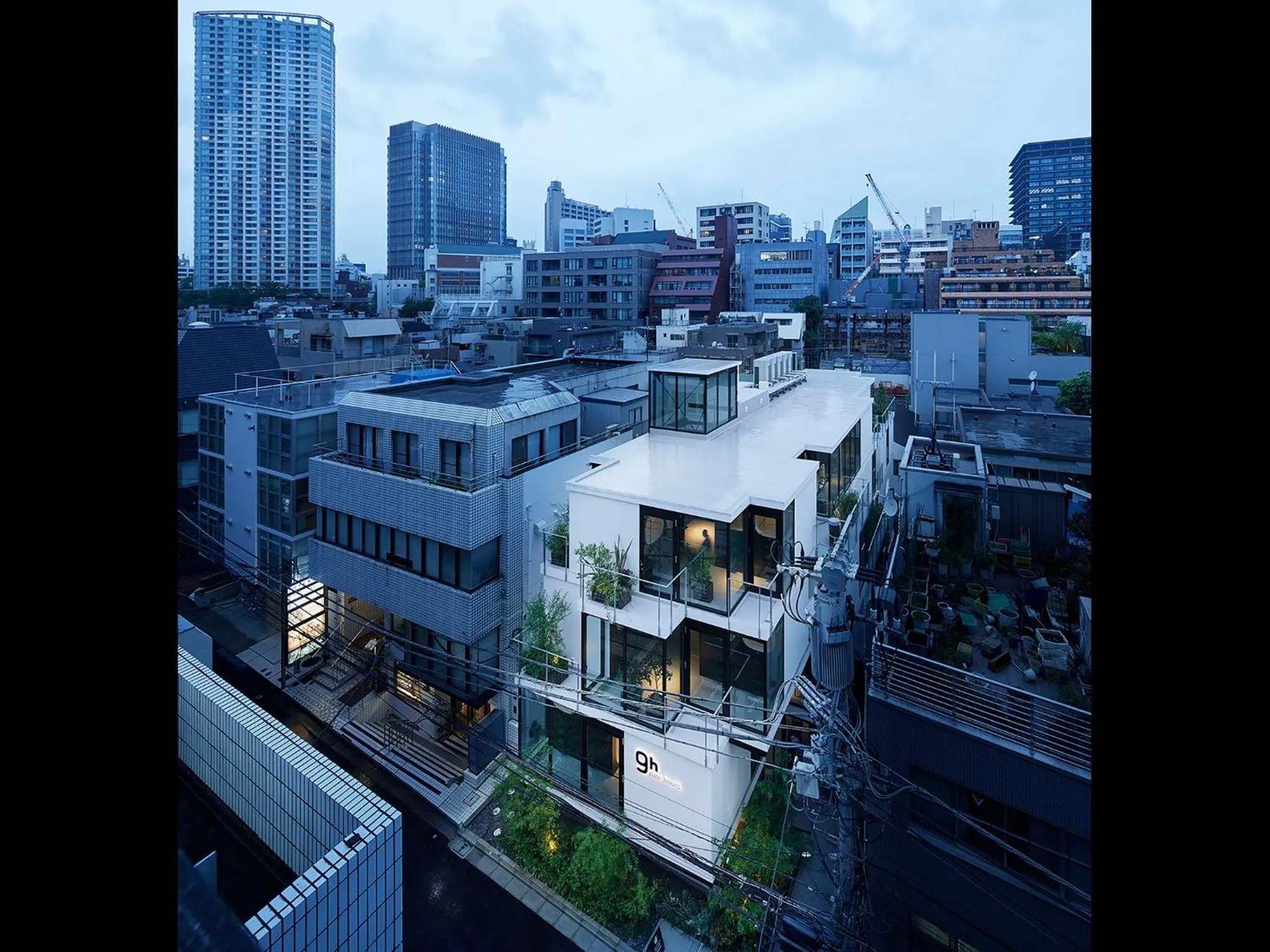 Property building in 9h nine hours Akasaka