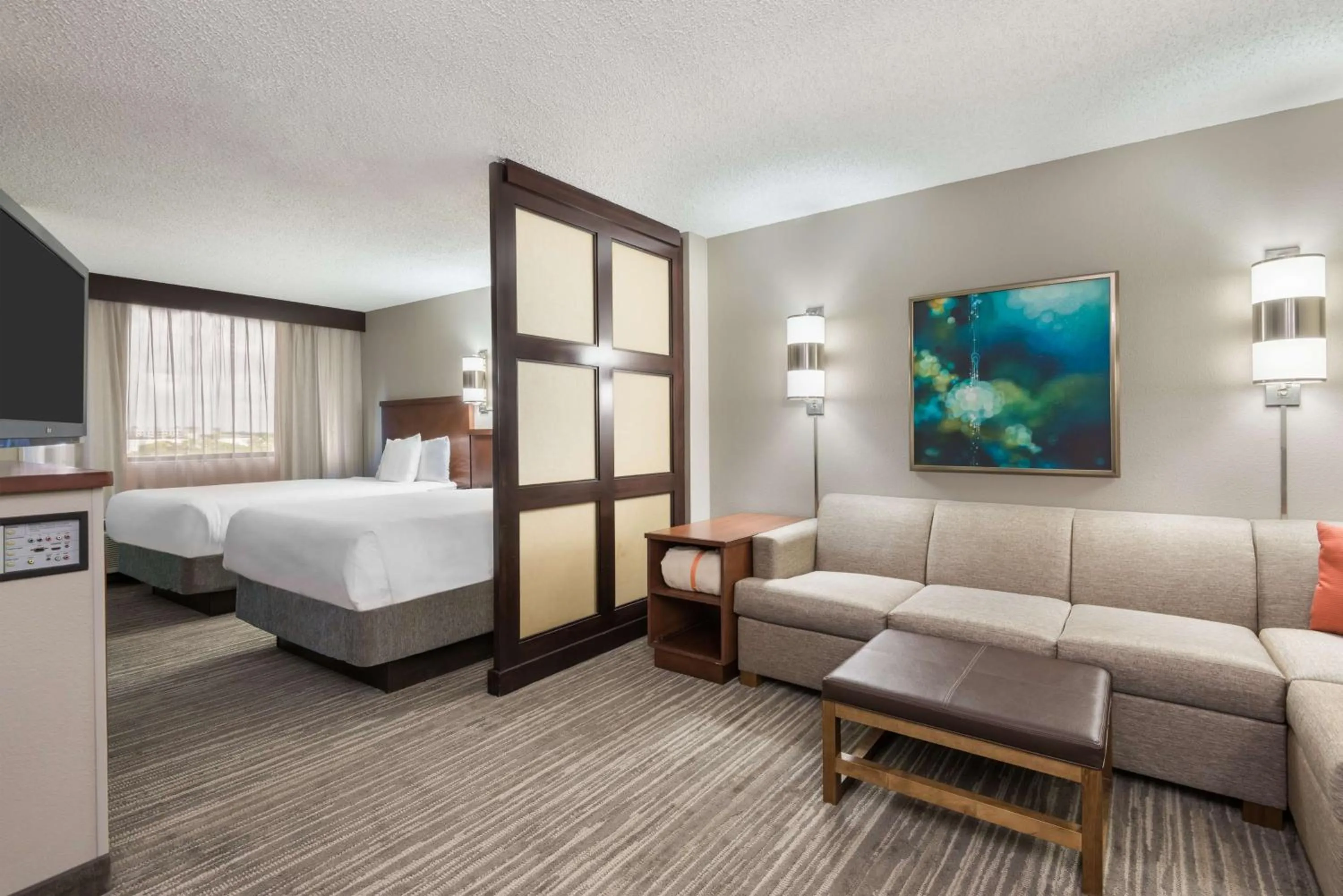 Photo of the whole room, Bed in Hyatt Place Ft. Lauderdale/Plantation