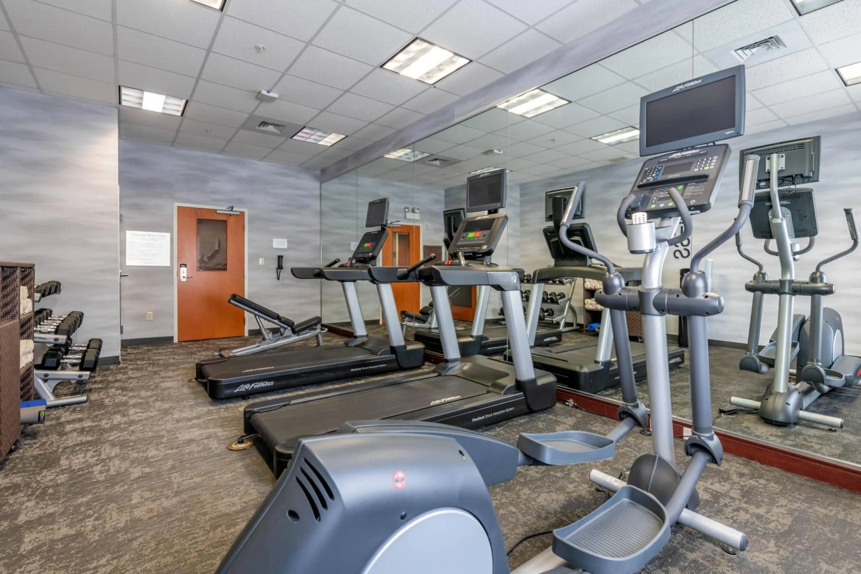 Fitness centre/facilities in Fairfield Inn and Suites Holiday Tarpon Springs
