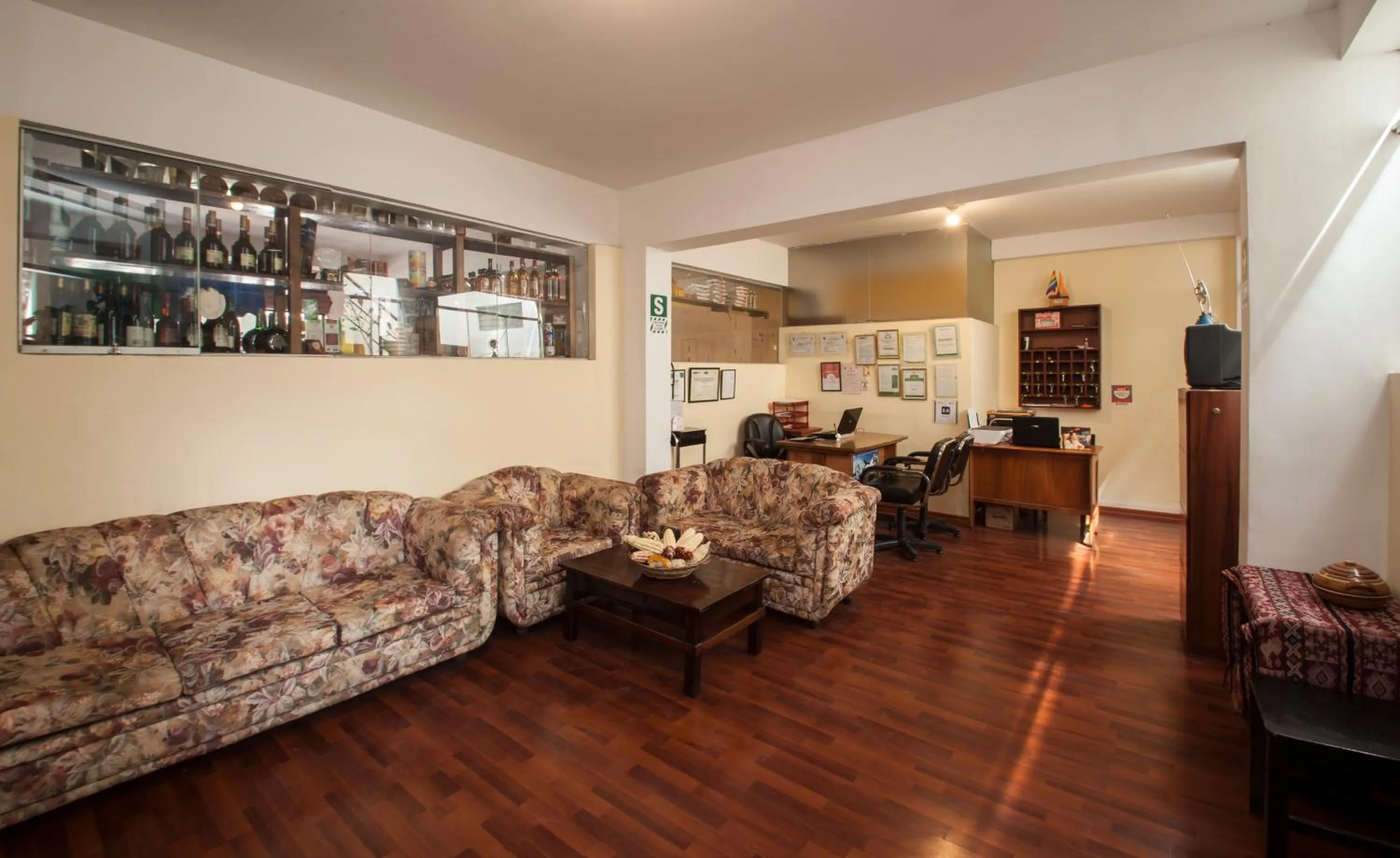 Lobby or reception in Casa de Mama Cusco 2-The Ecohouse