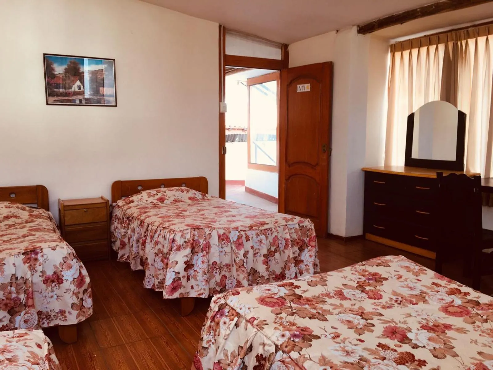 Bed in Casa de Mama Cusco 2-The Ecohouse