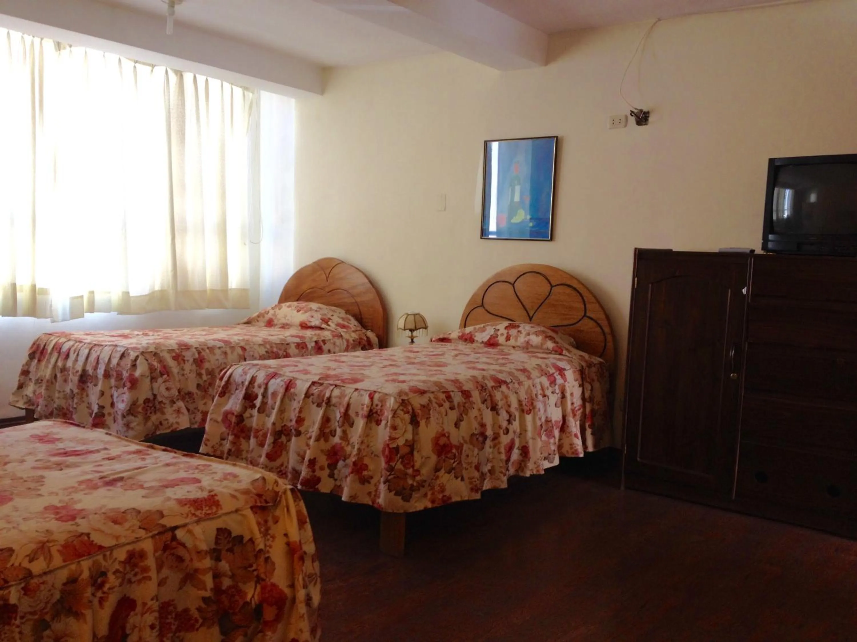 Photo of the whole room, Bed in Casa de Mama Cusco 2-The Ecohouse