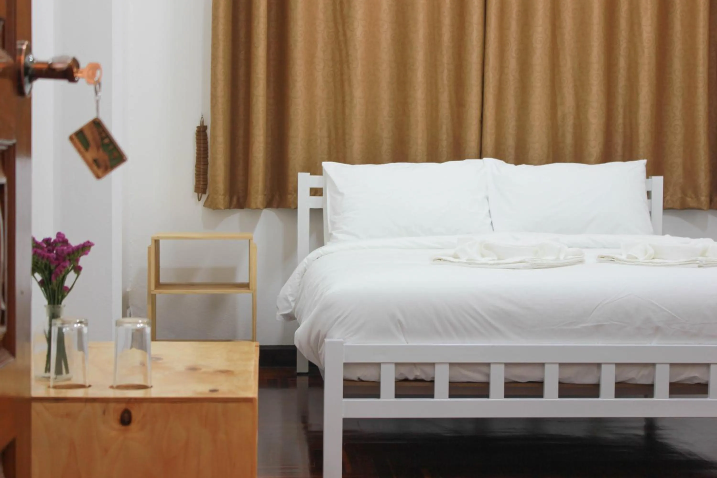 Bed in HOME@HOSTEL KANCHANABURI