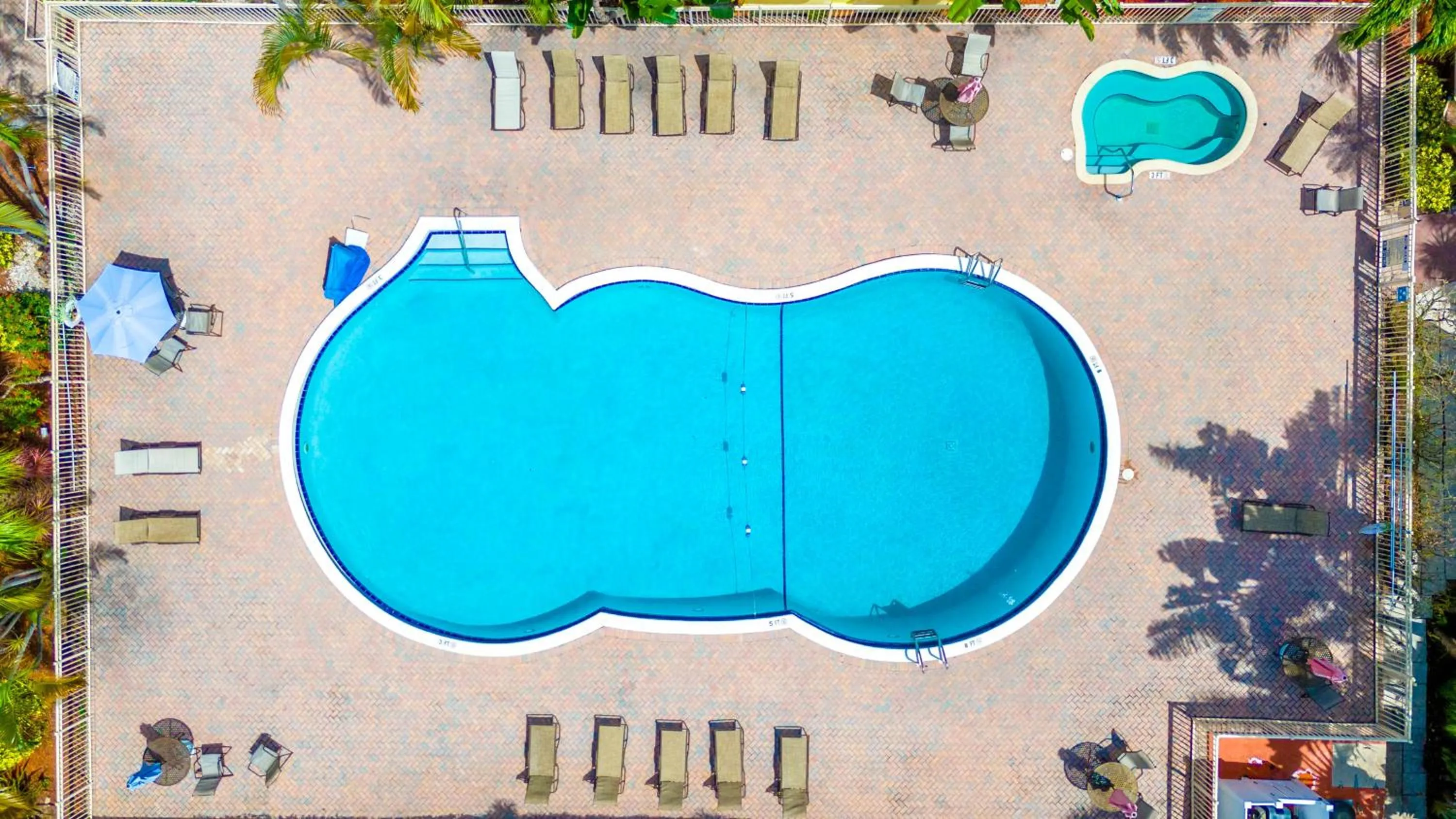 Pool view in Oasis Boca Raton