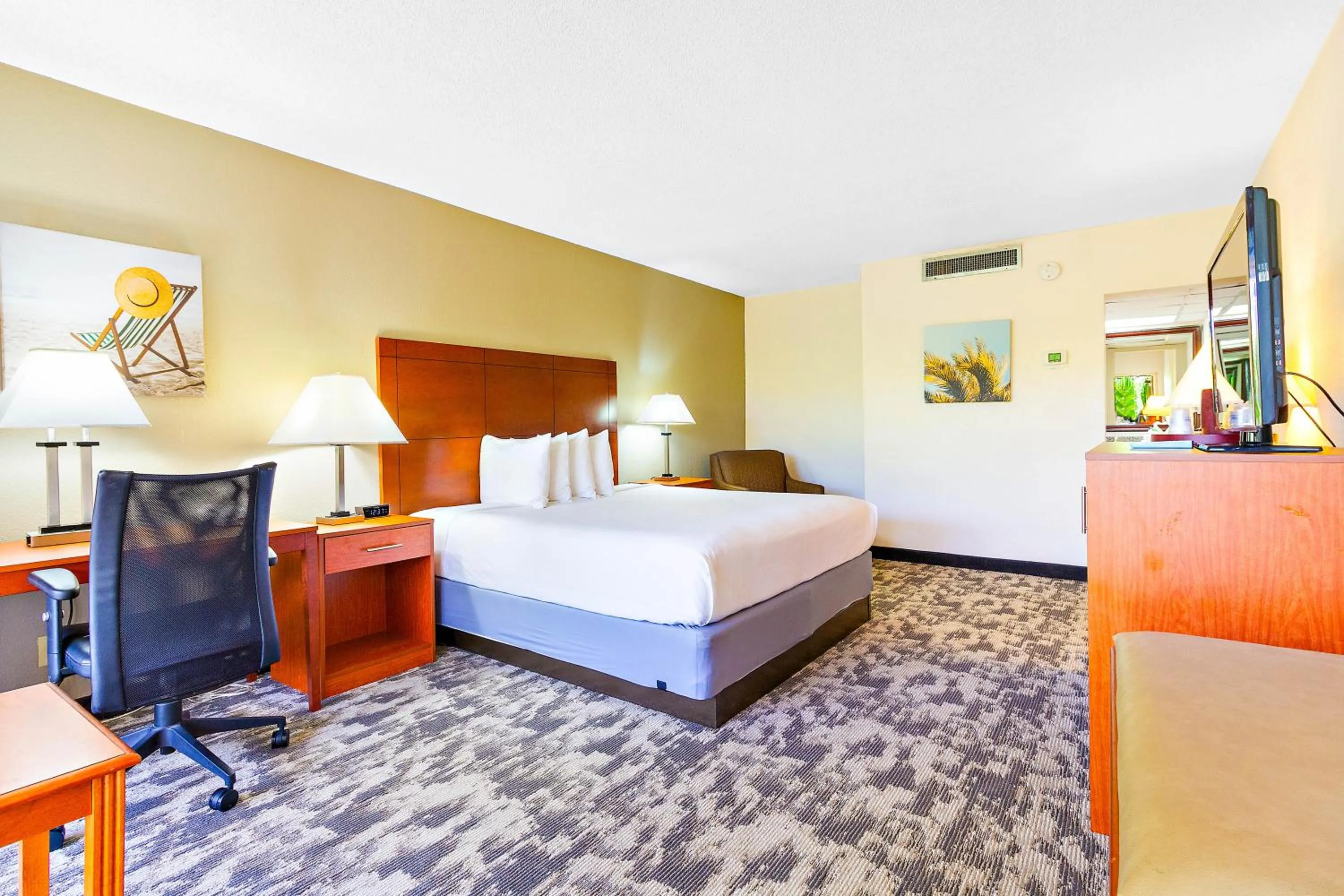 Bed in Oasis Boca Raton