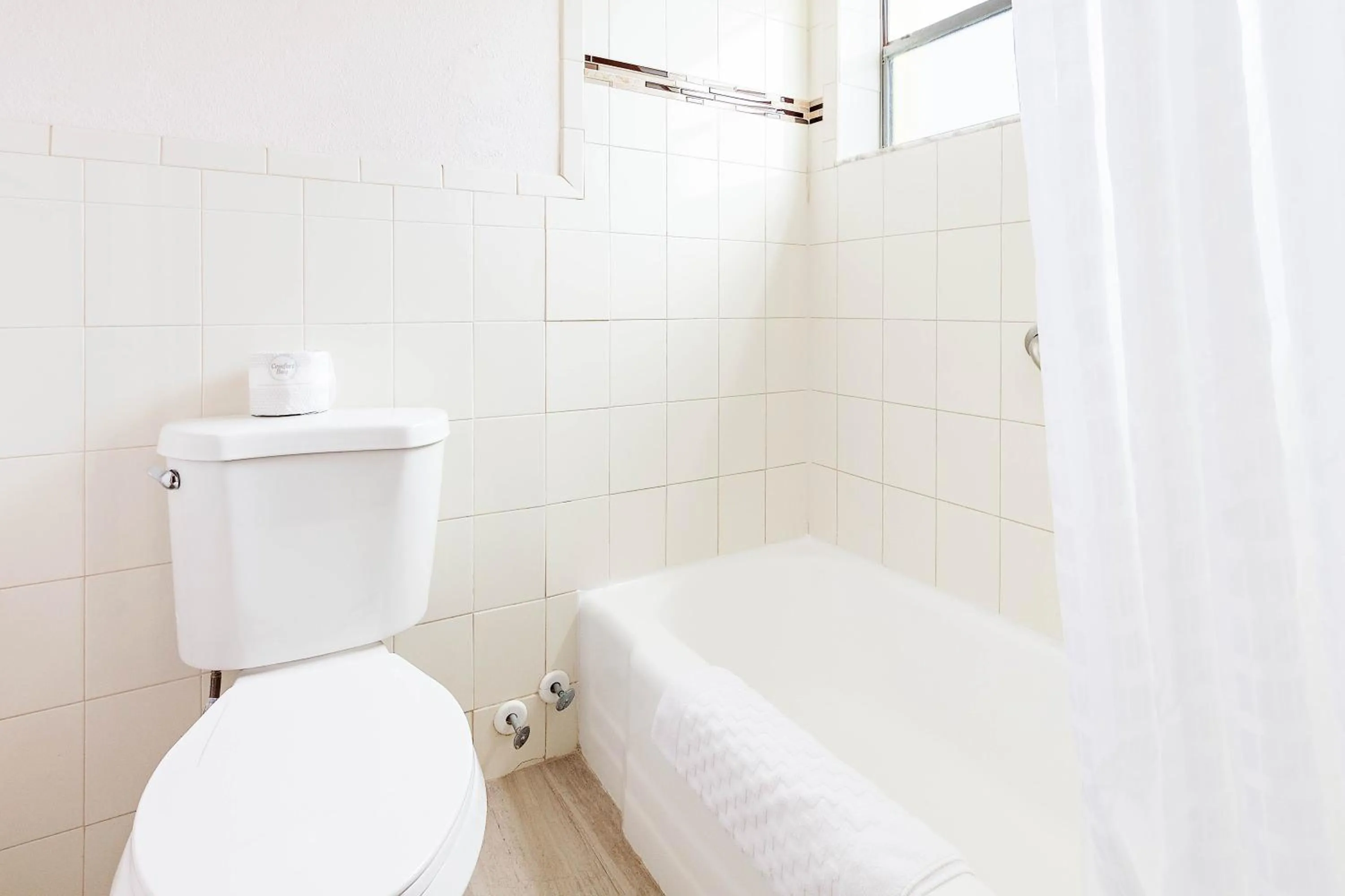 Bath in Oasis Boca Raton