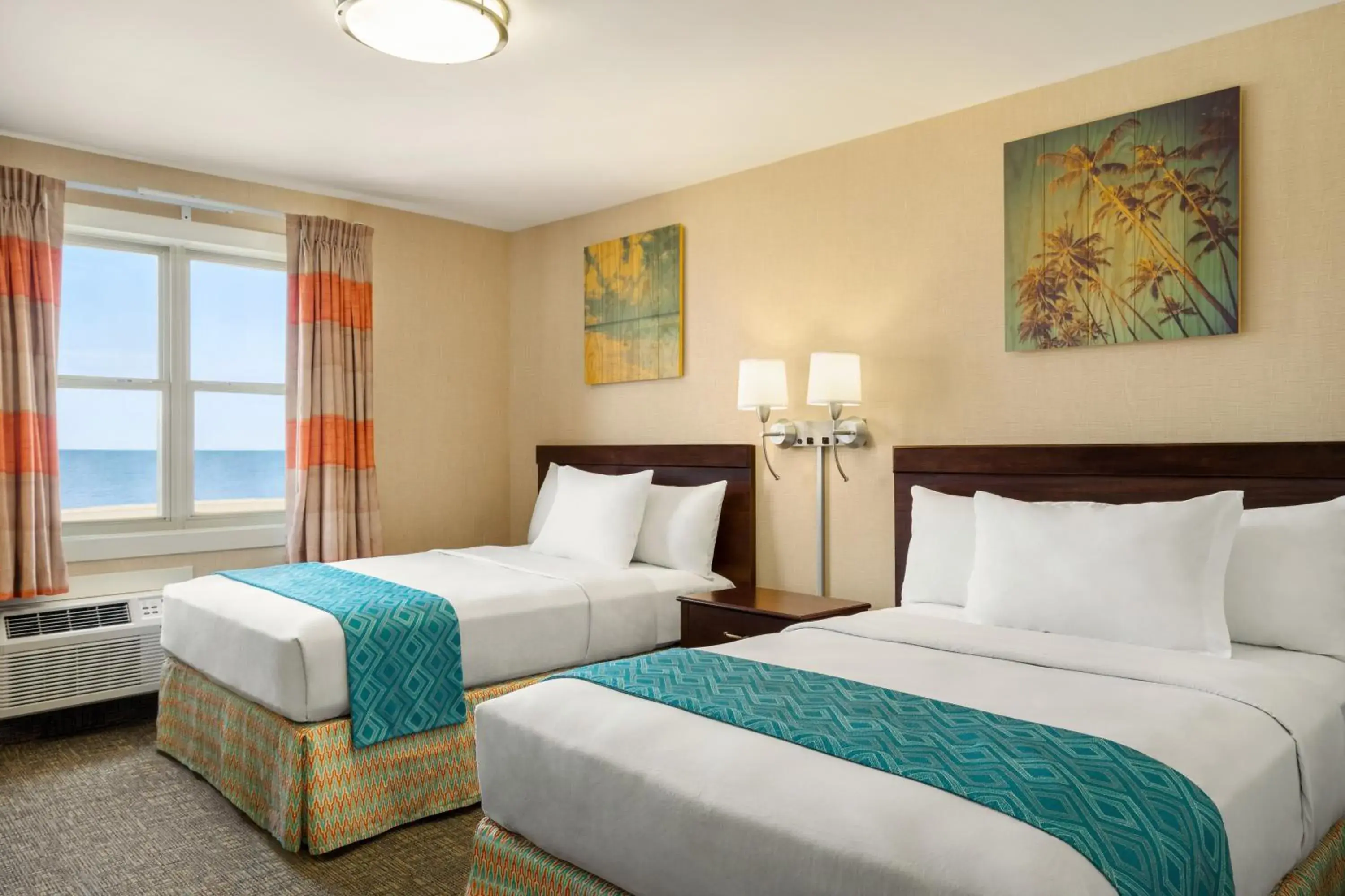 Oceanfront 2 Doubles in Plim Plaza Hotel Oceanfront 2 Doubles in Plim Plaza Hotel