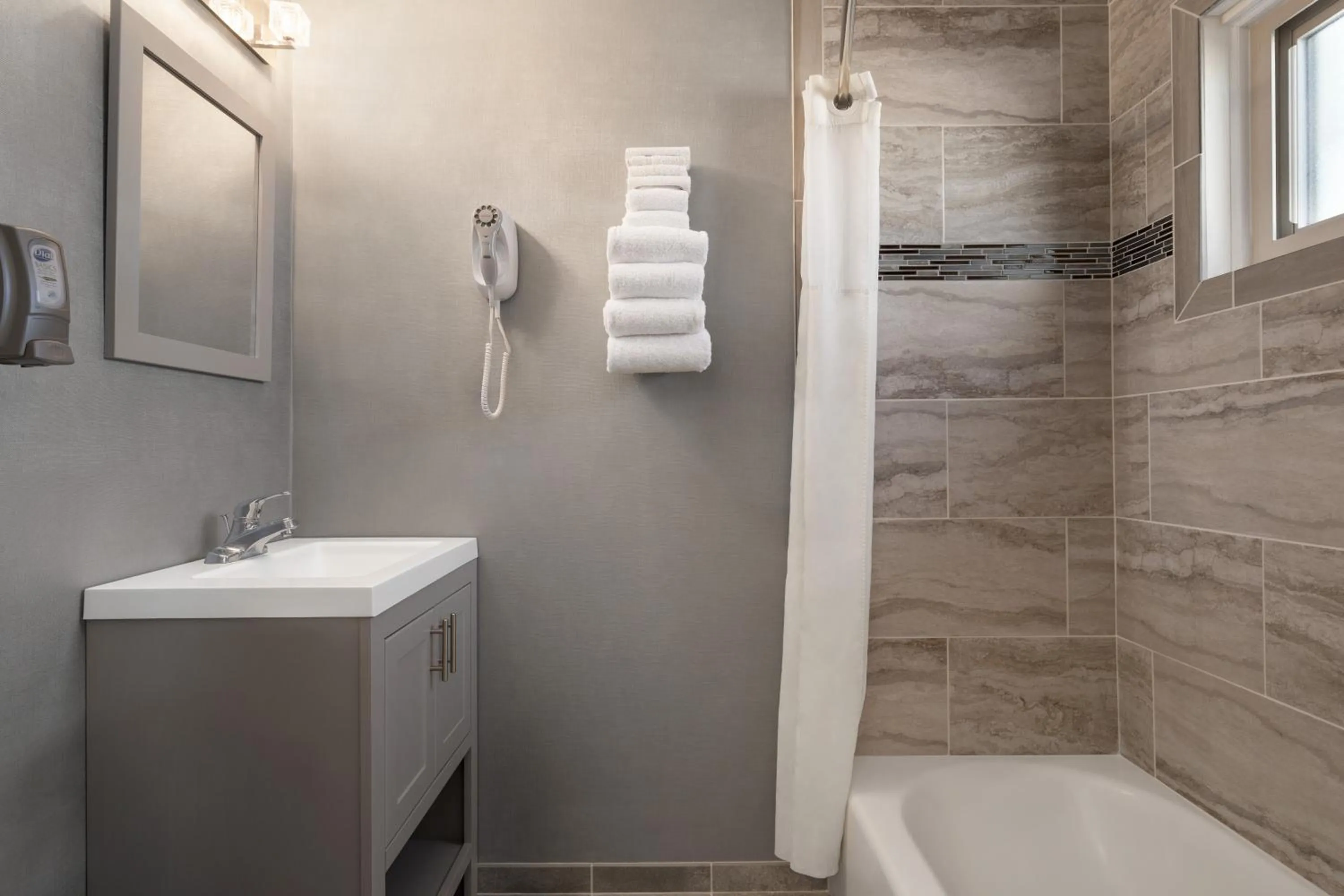 Bathroom in Plim Plaza Hotel