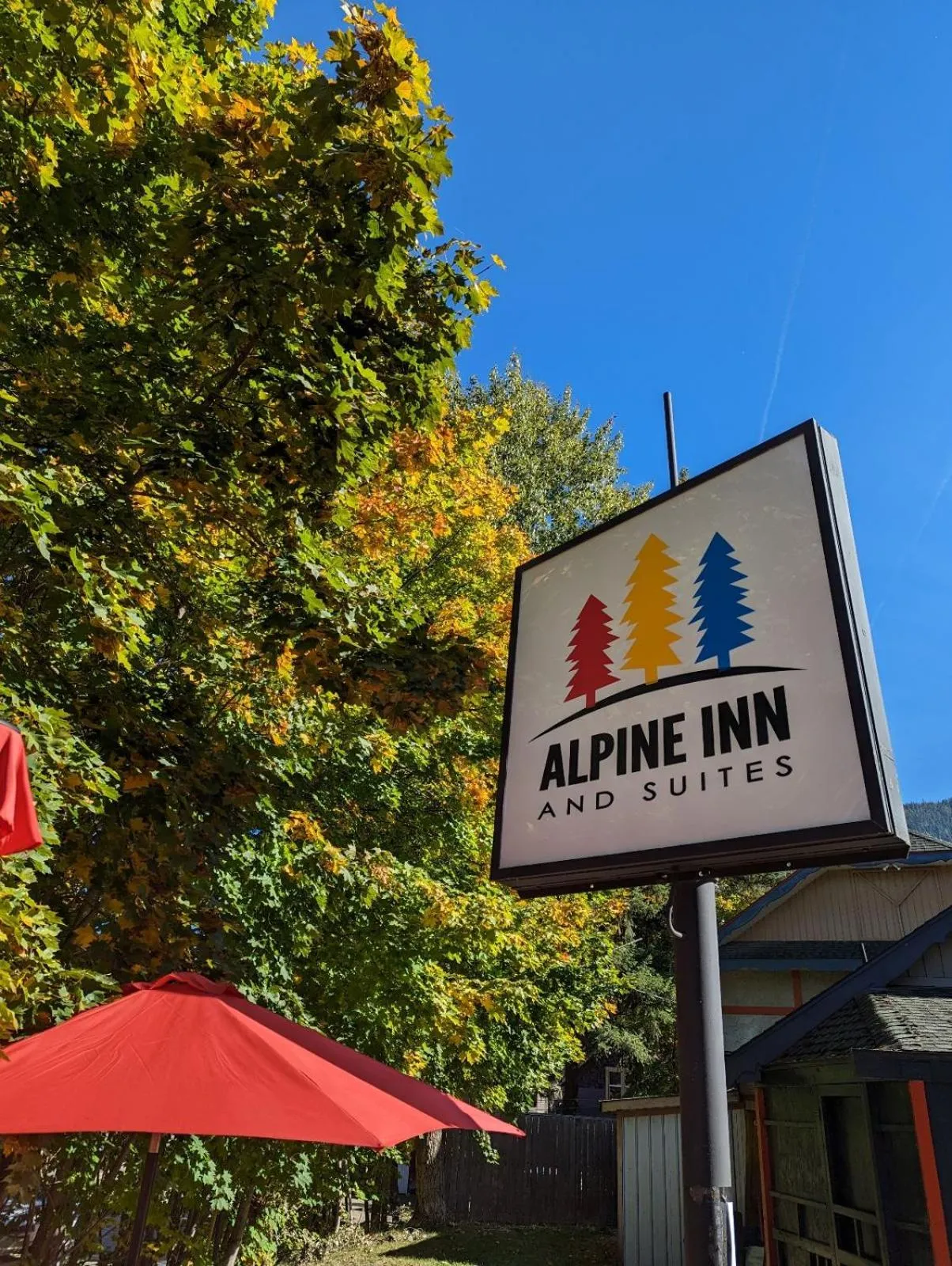 Property building in Alpine Inn & Suites