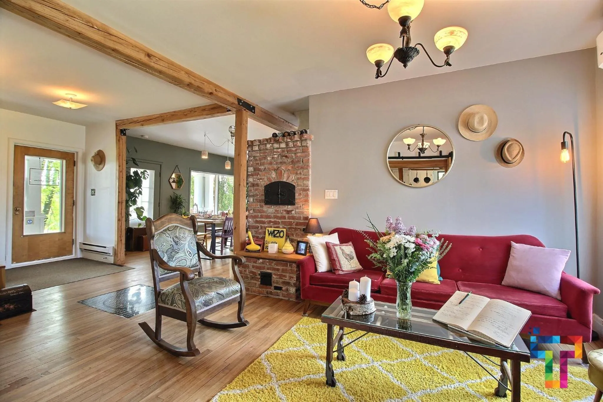 Communal lounge/ TV room in Almatoit