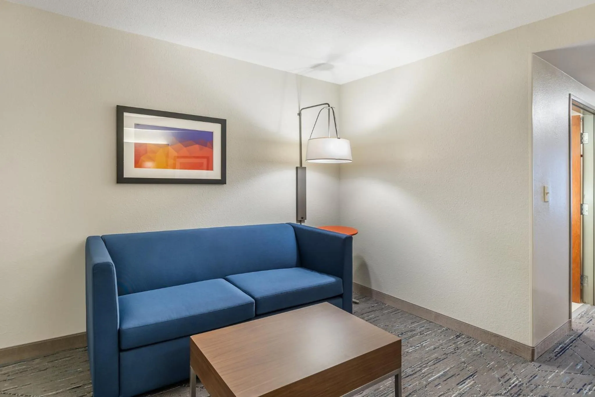 Photo of the whole room in Holiday Inn Express and Suites - Petersburg - Fort Lee by IHG