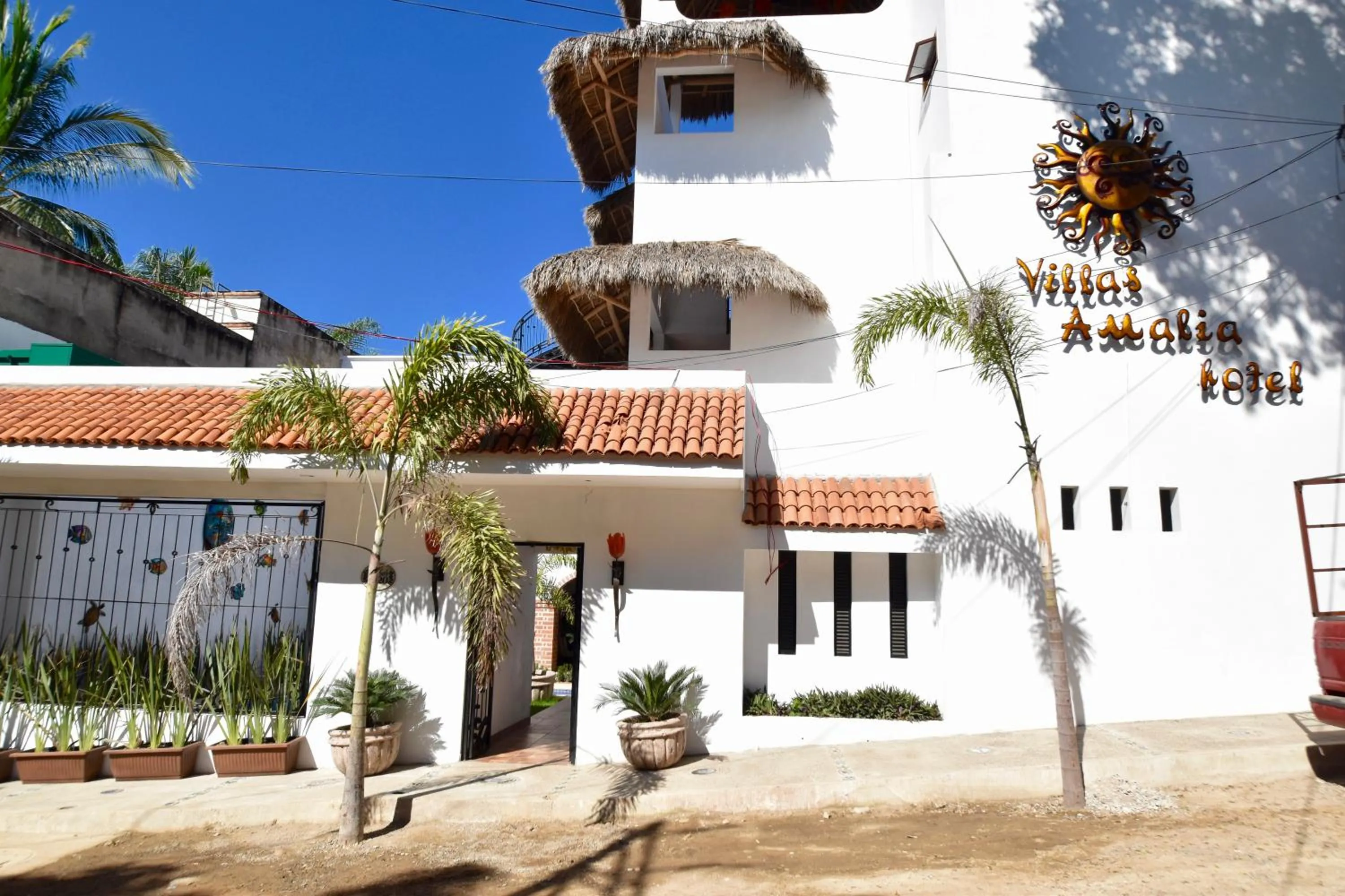 Facade/entrance in Villas Amalia Hotel