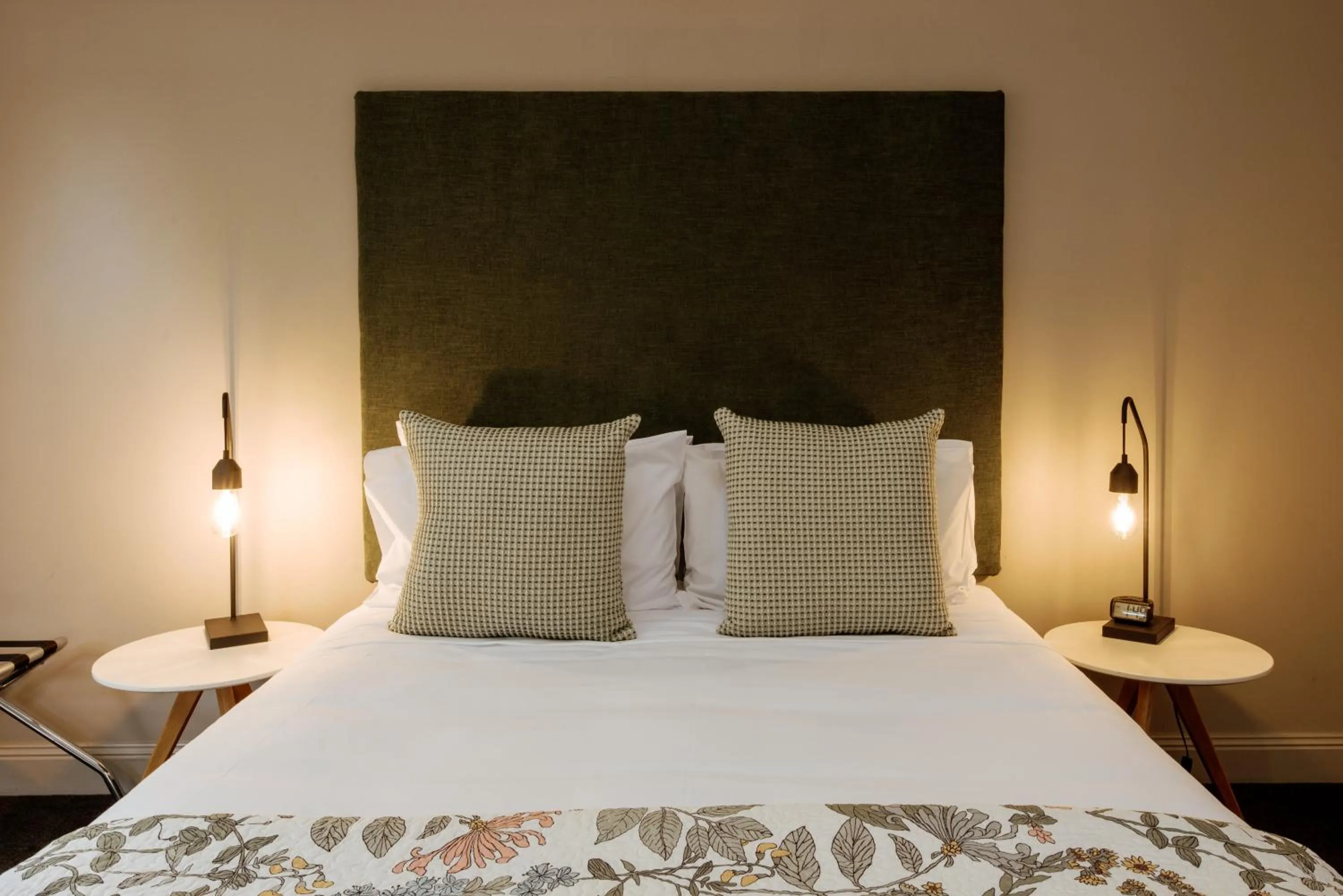 Bed in Alexandra Place