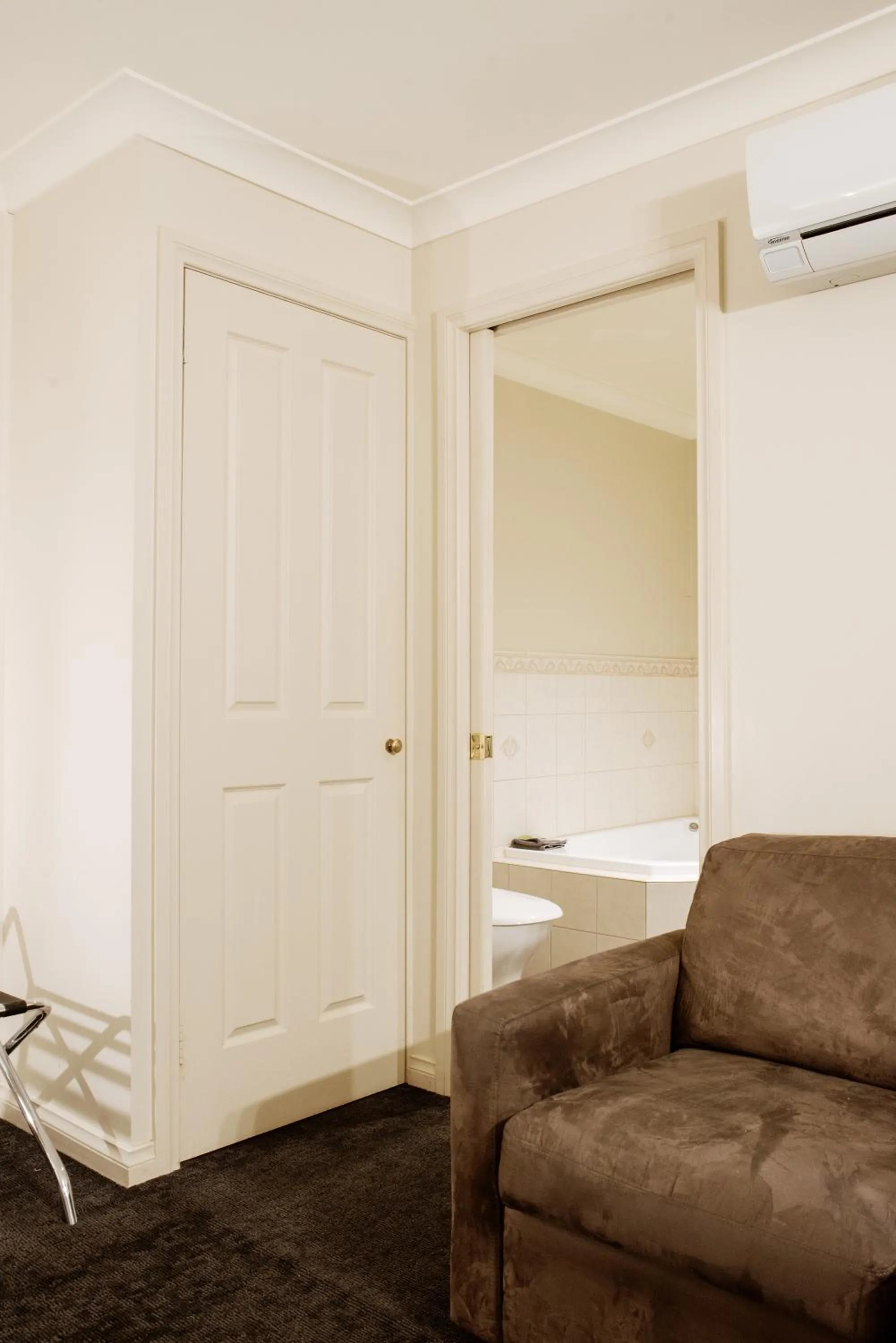 Bed in Alexandra Place