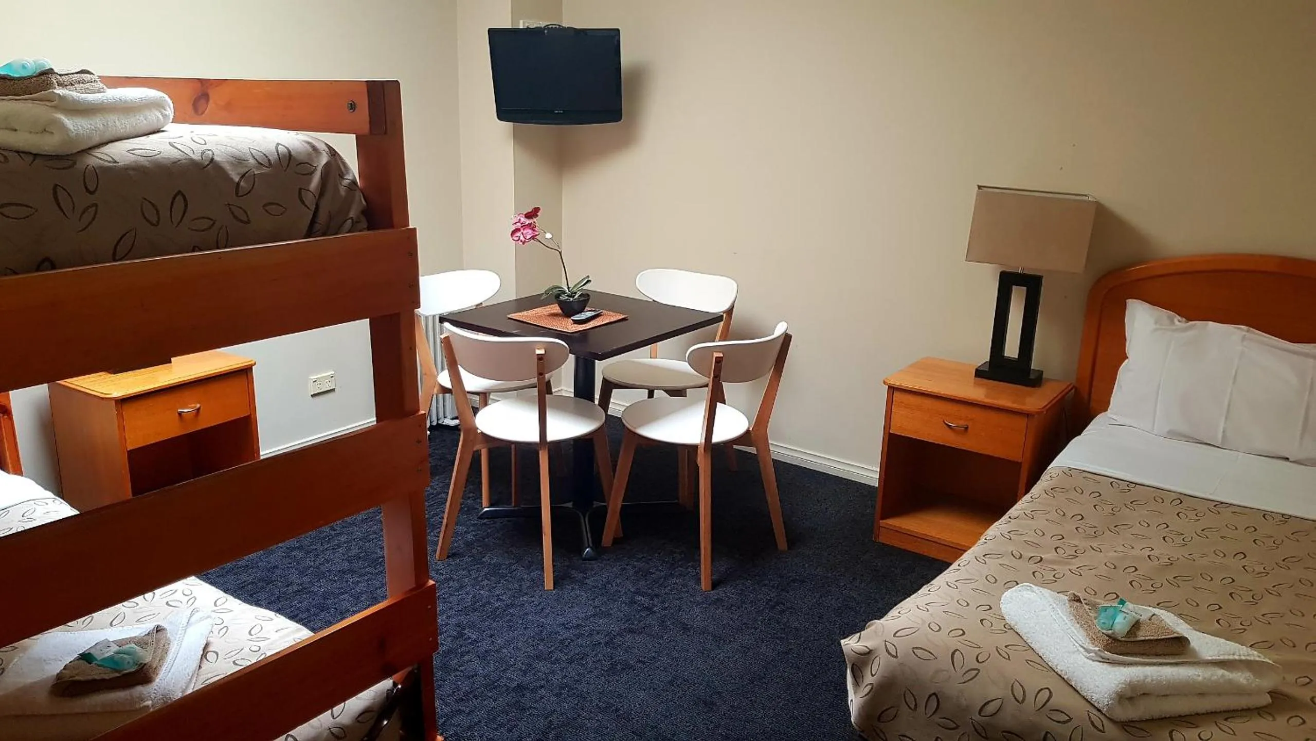 Bed in Alexandra Place