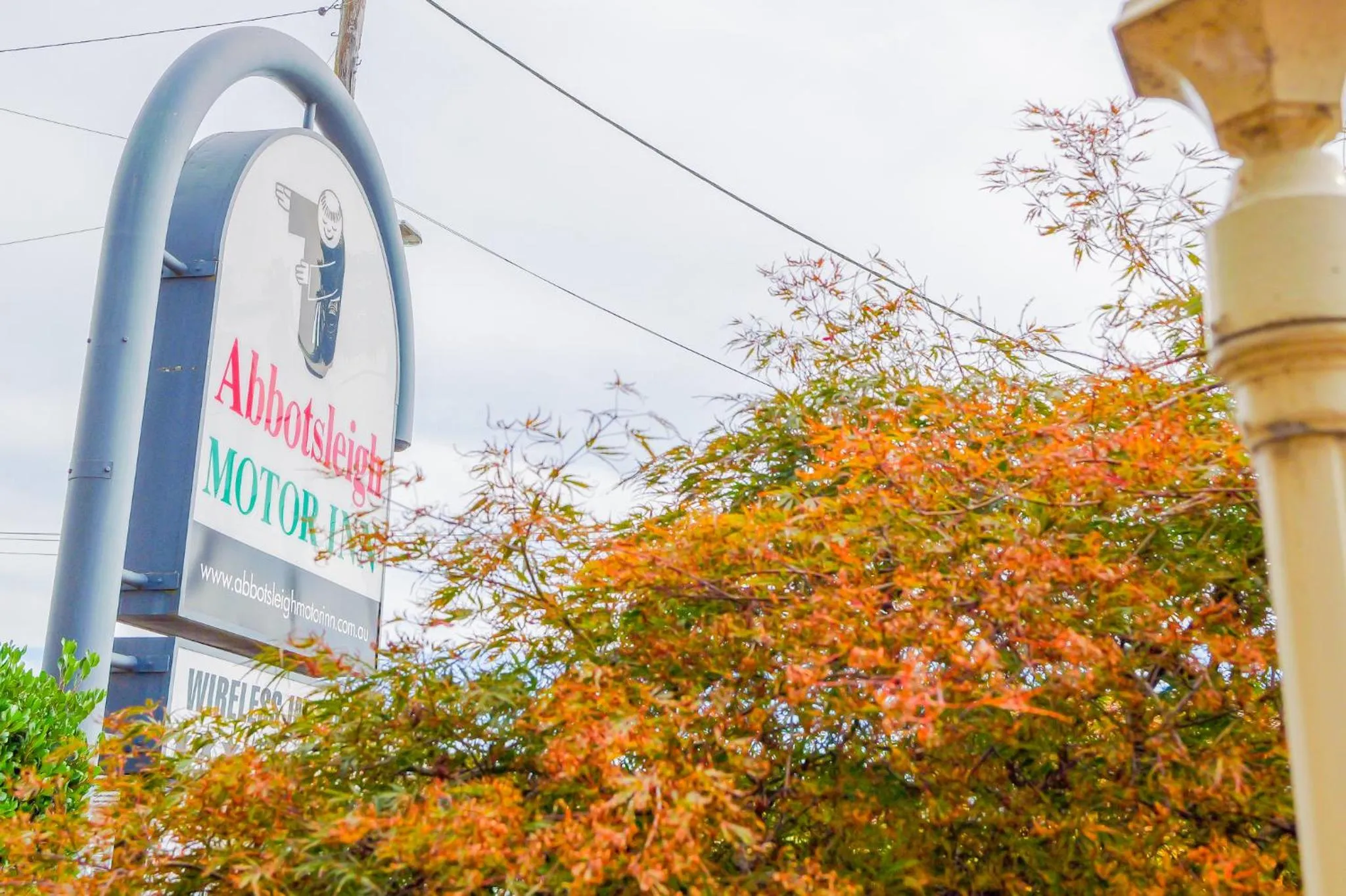 Property building in Abbotsleigh Motor Inn
