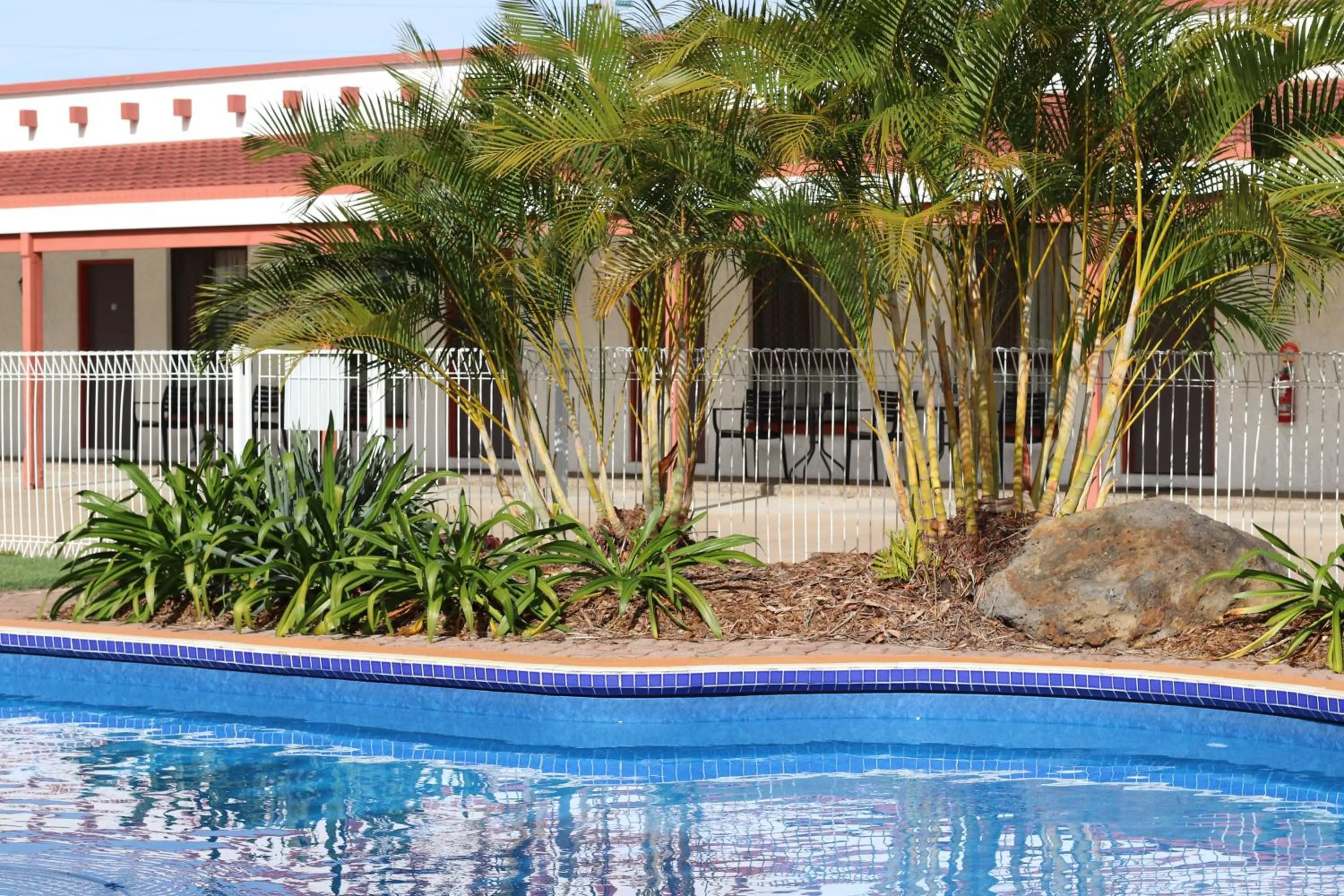 Swimming pool in Bundaberg Spanish Motor Inn