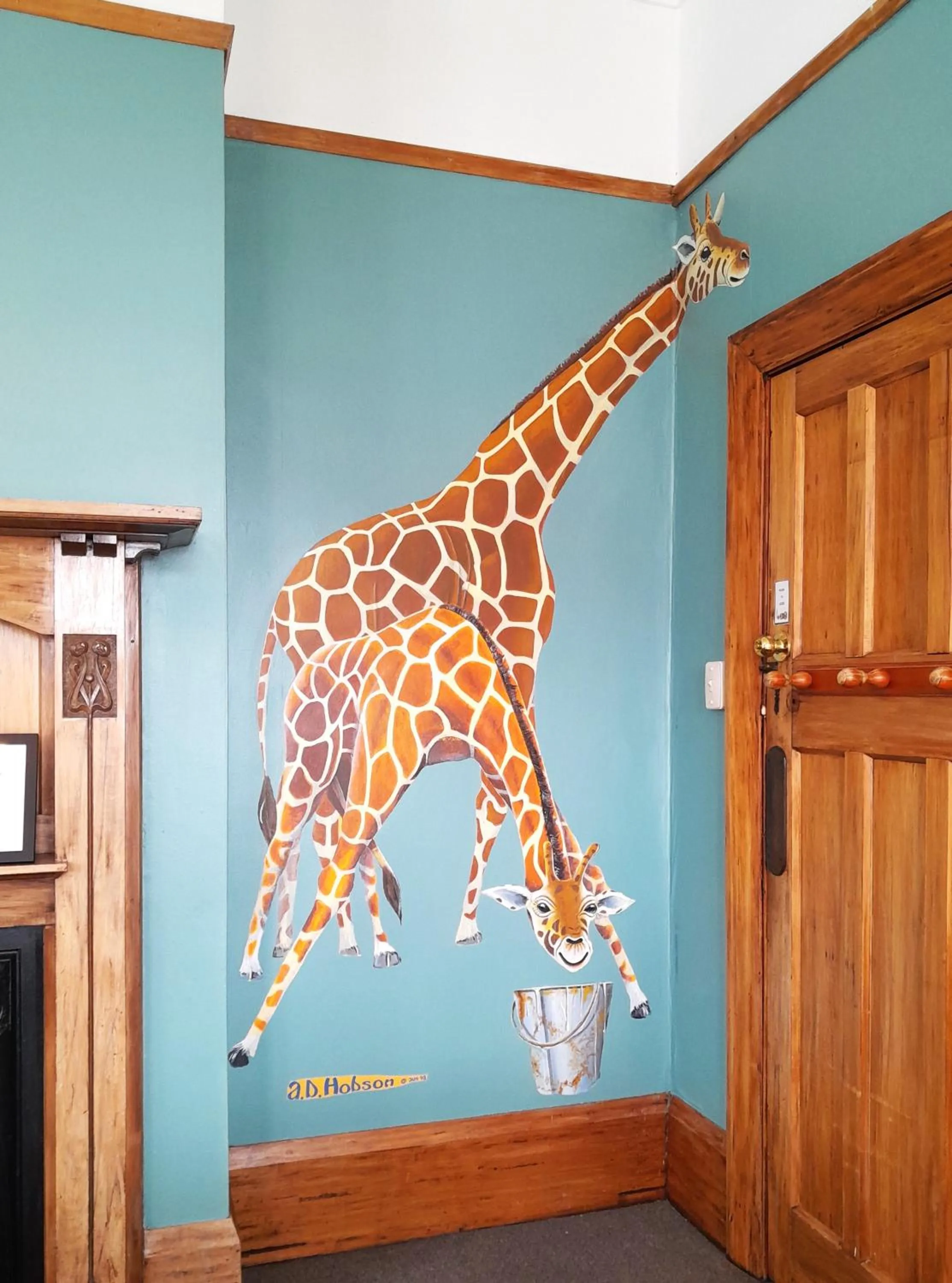 Decorative detail in Noah's Ark Flashpacker