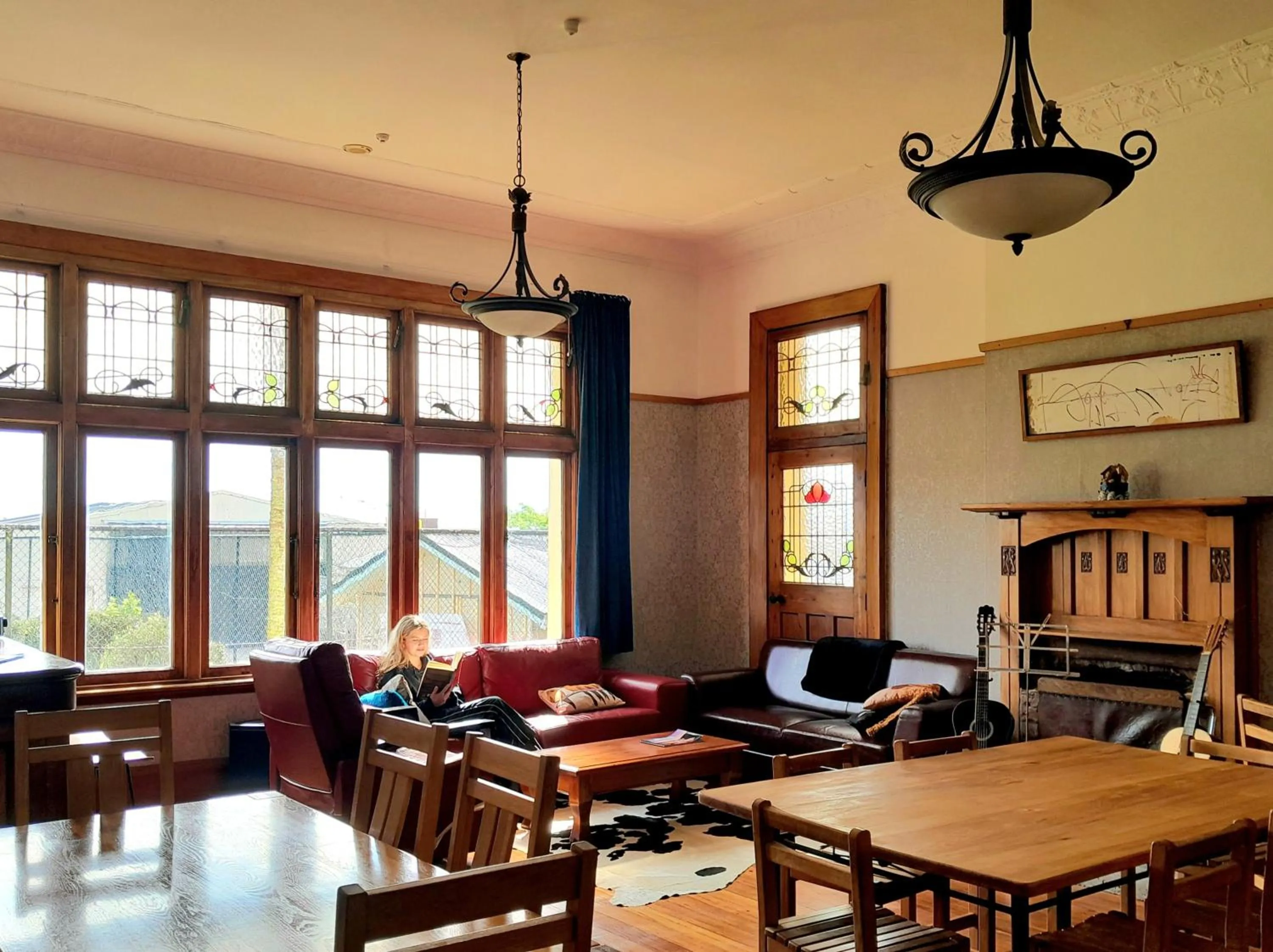 Dining area in Noah's Ark Flashpacker