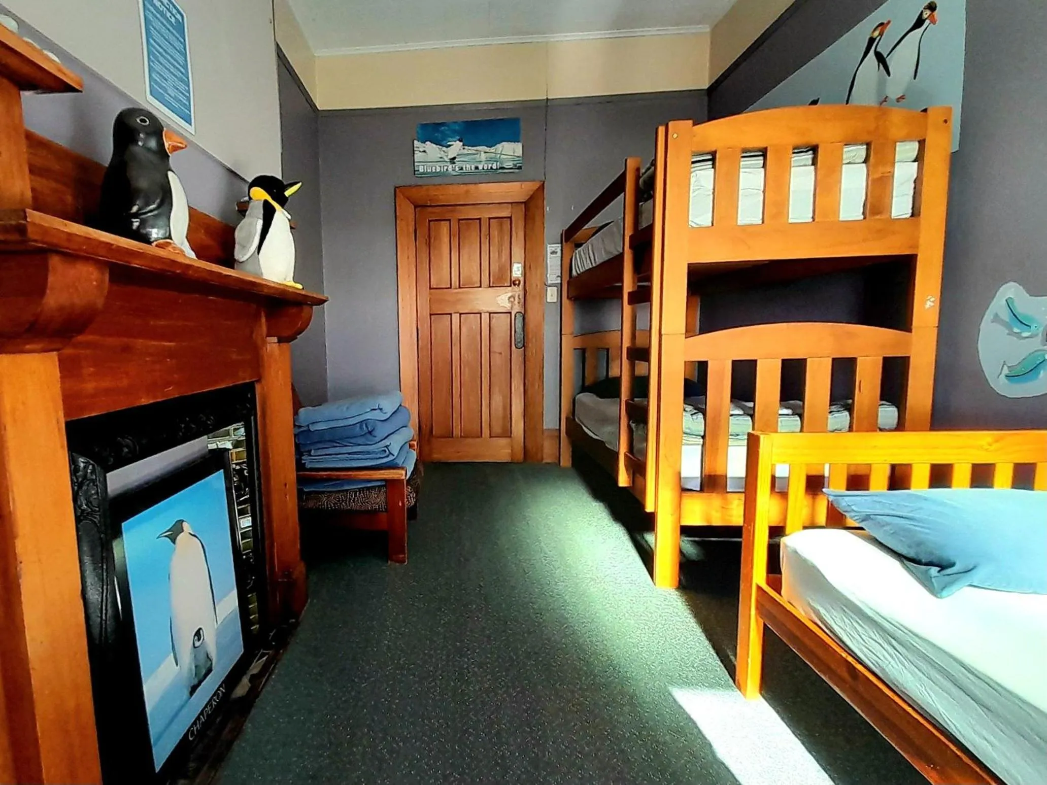 Bedroom, Bed in Noah's Ark Flashpacker