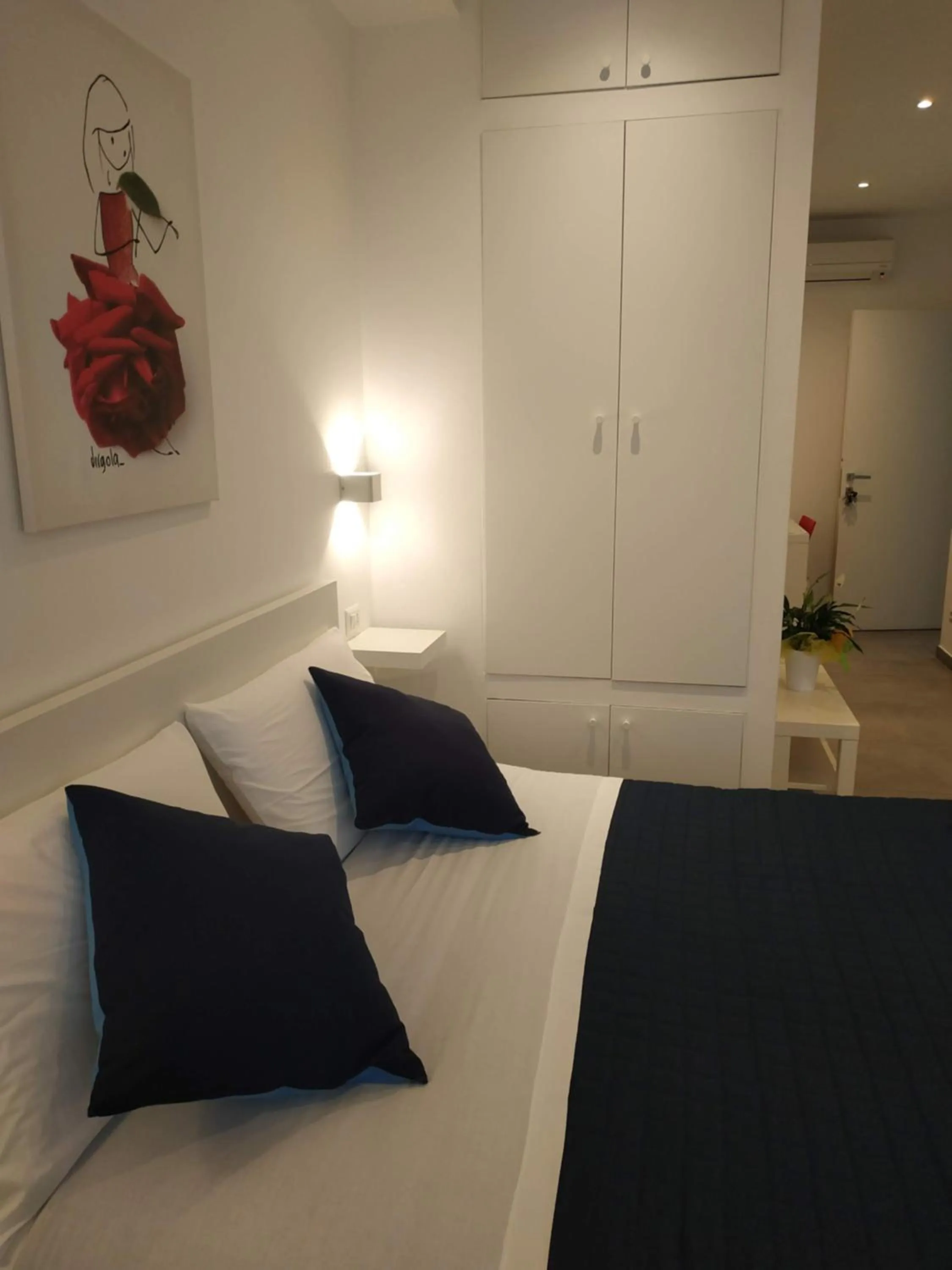 King Room - single occupancy in Palazzo Verdi Holiday Viterbo