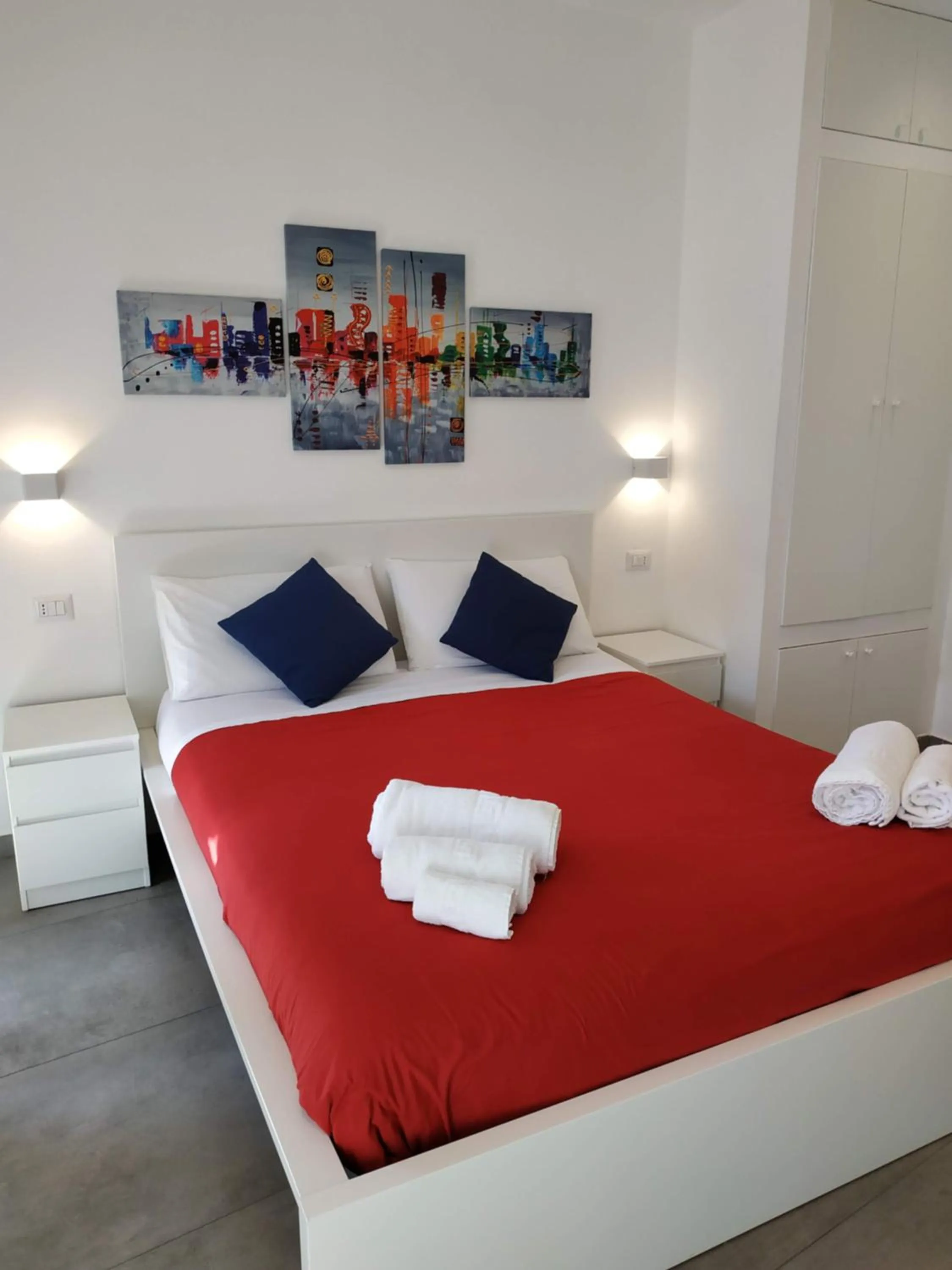 Large Double Room - single occupancy in Palazzo Verdi Holiday Viterbo