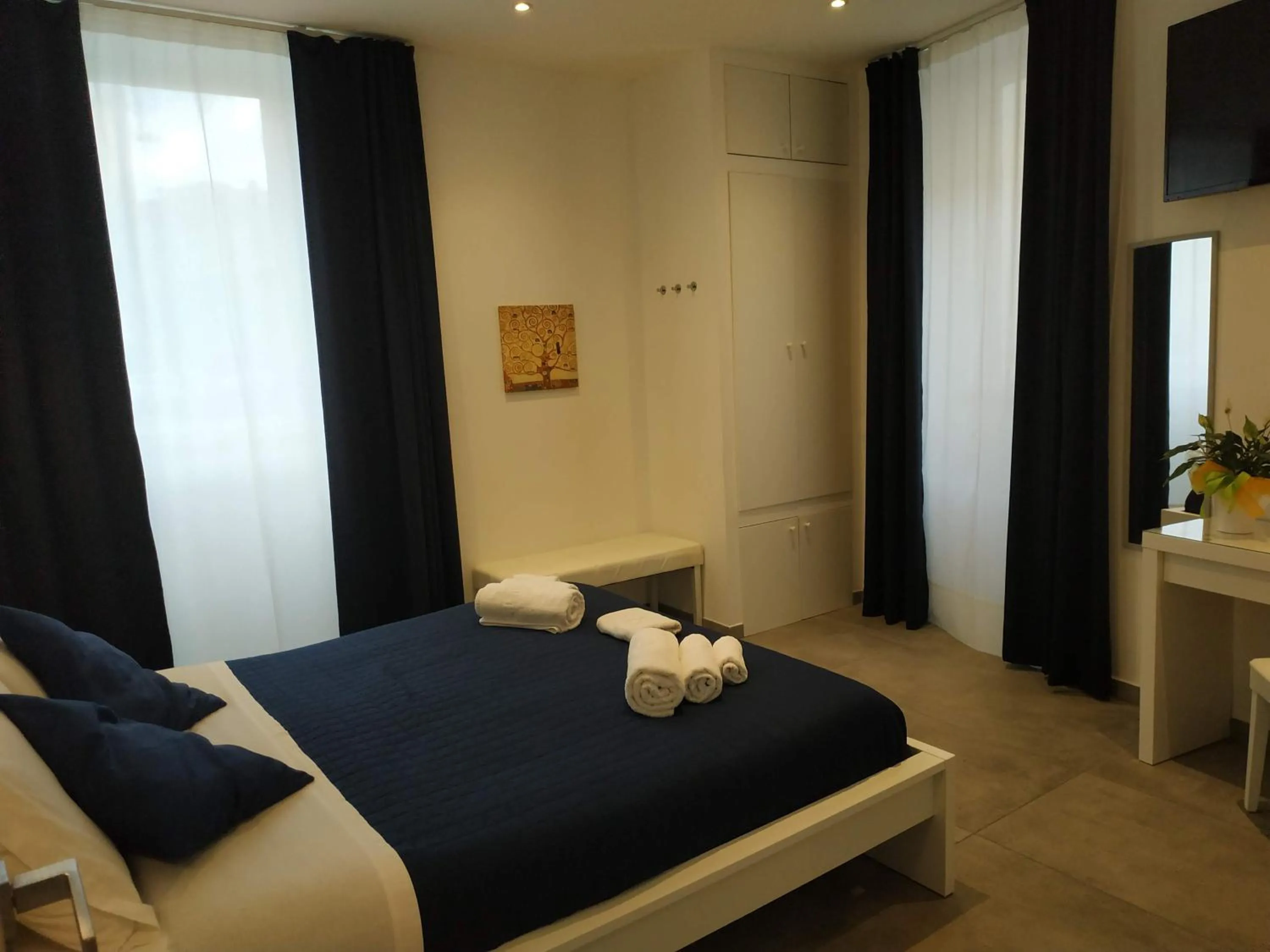 Photo of the whole room, Bed in Palazzo Verdi Holiday Viterbo