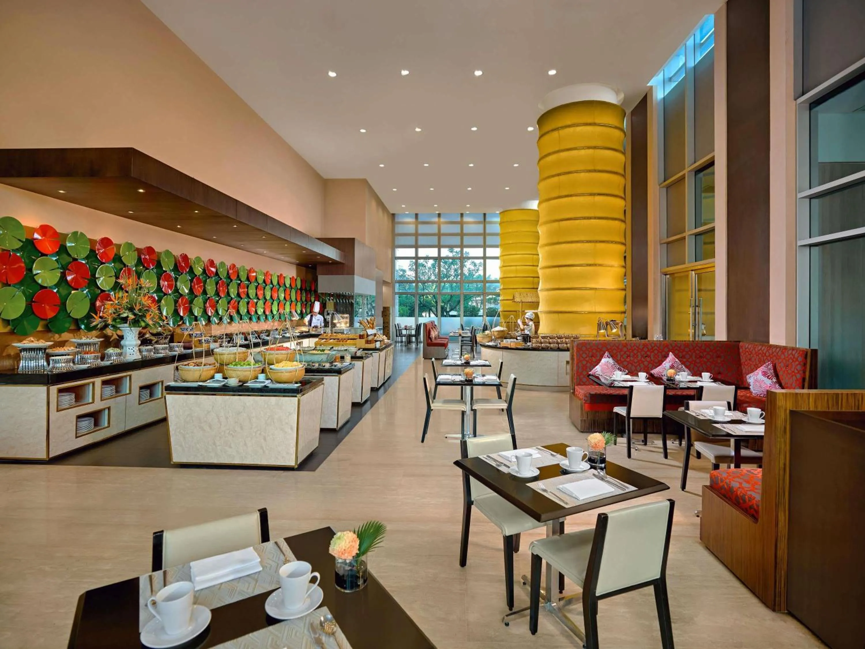 Restaurant/places to eat in Grand Mercure Danang