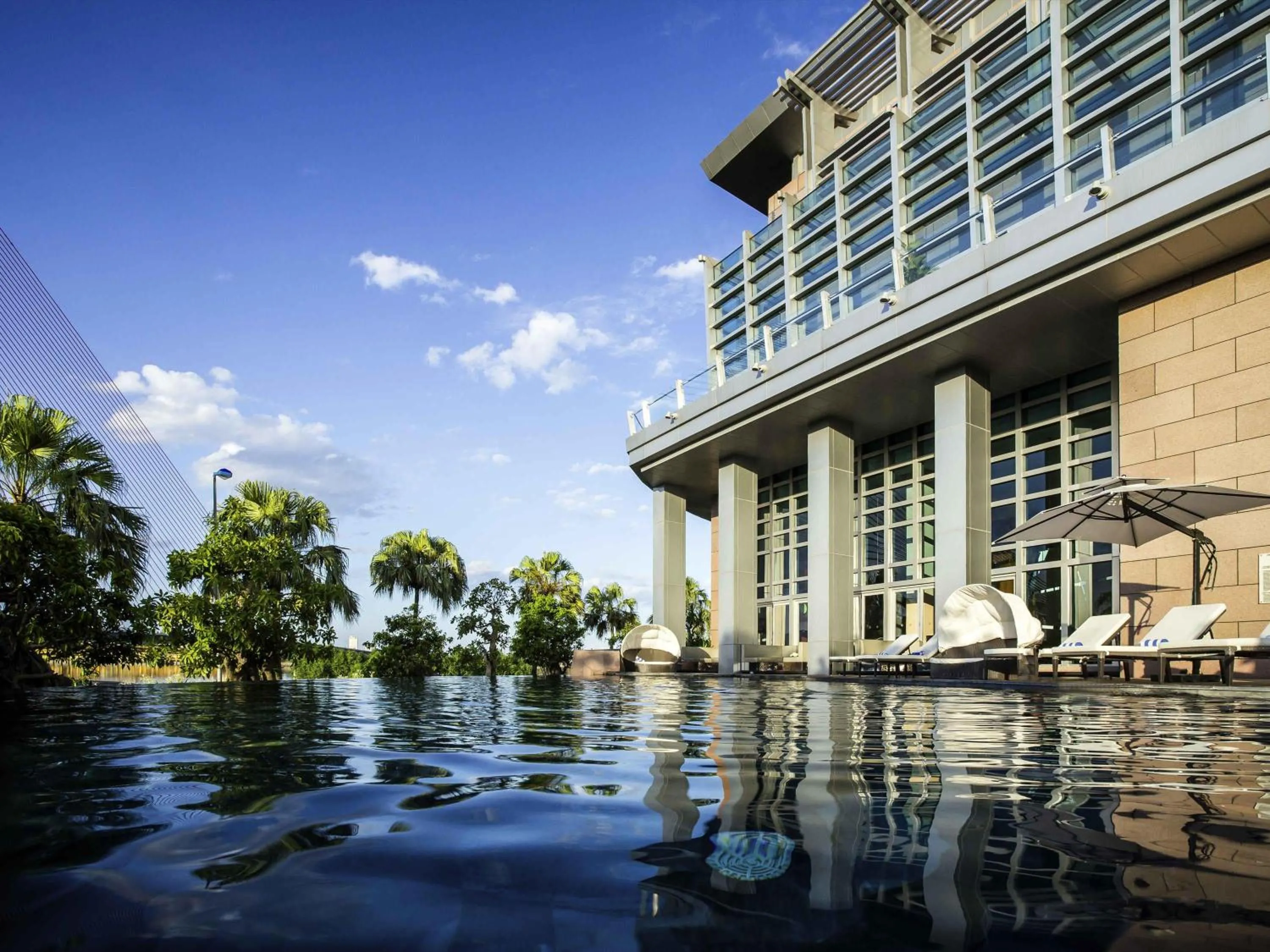 Pool view in Grand Mercure Danang