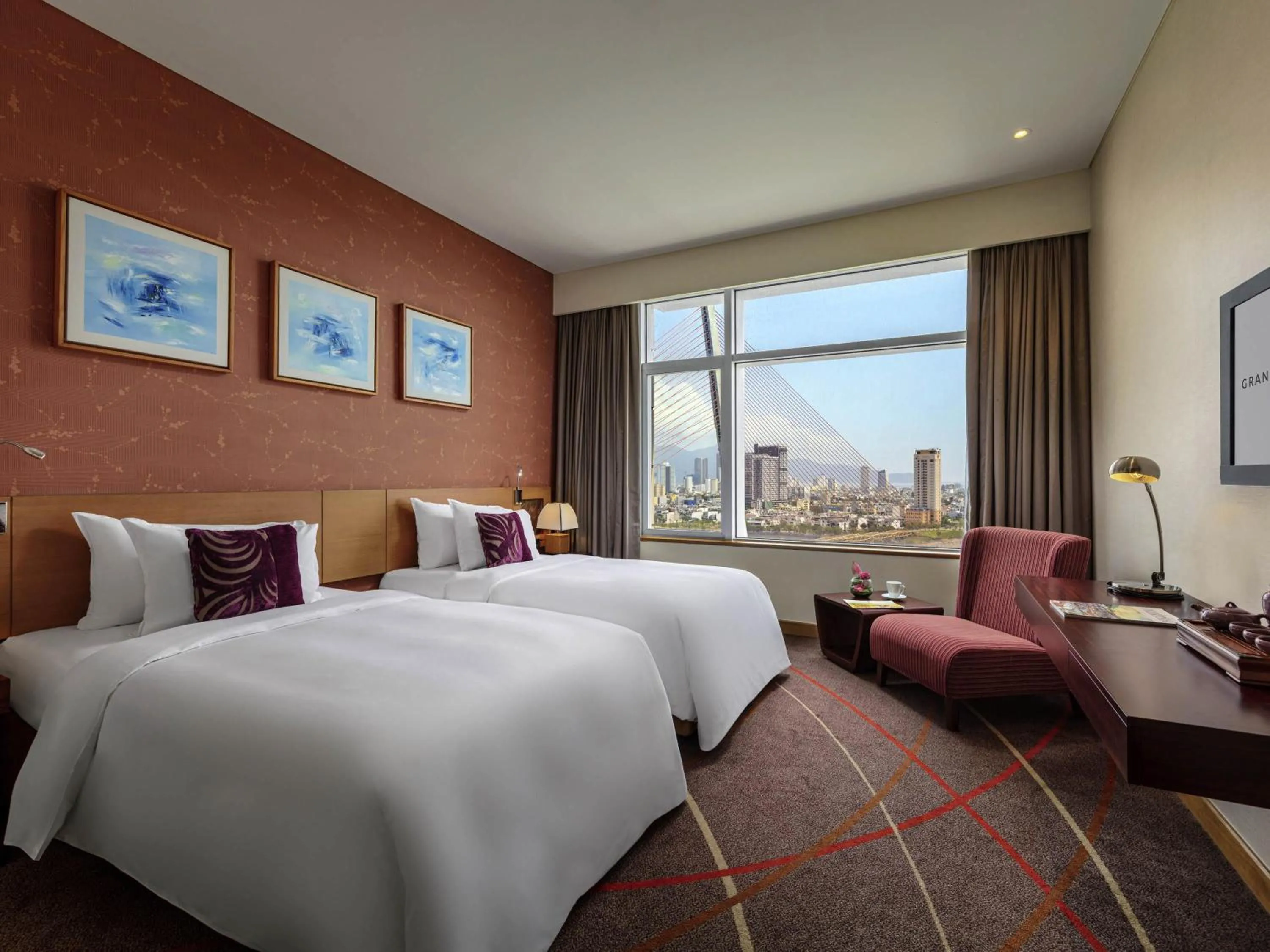 Bedroom, Bed in Grand Mercure Danang