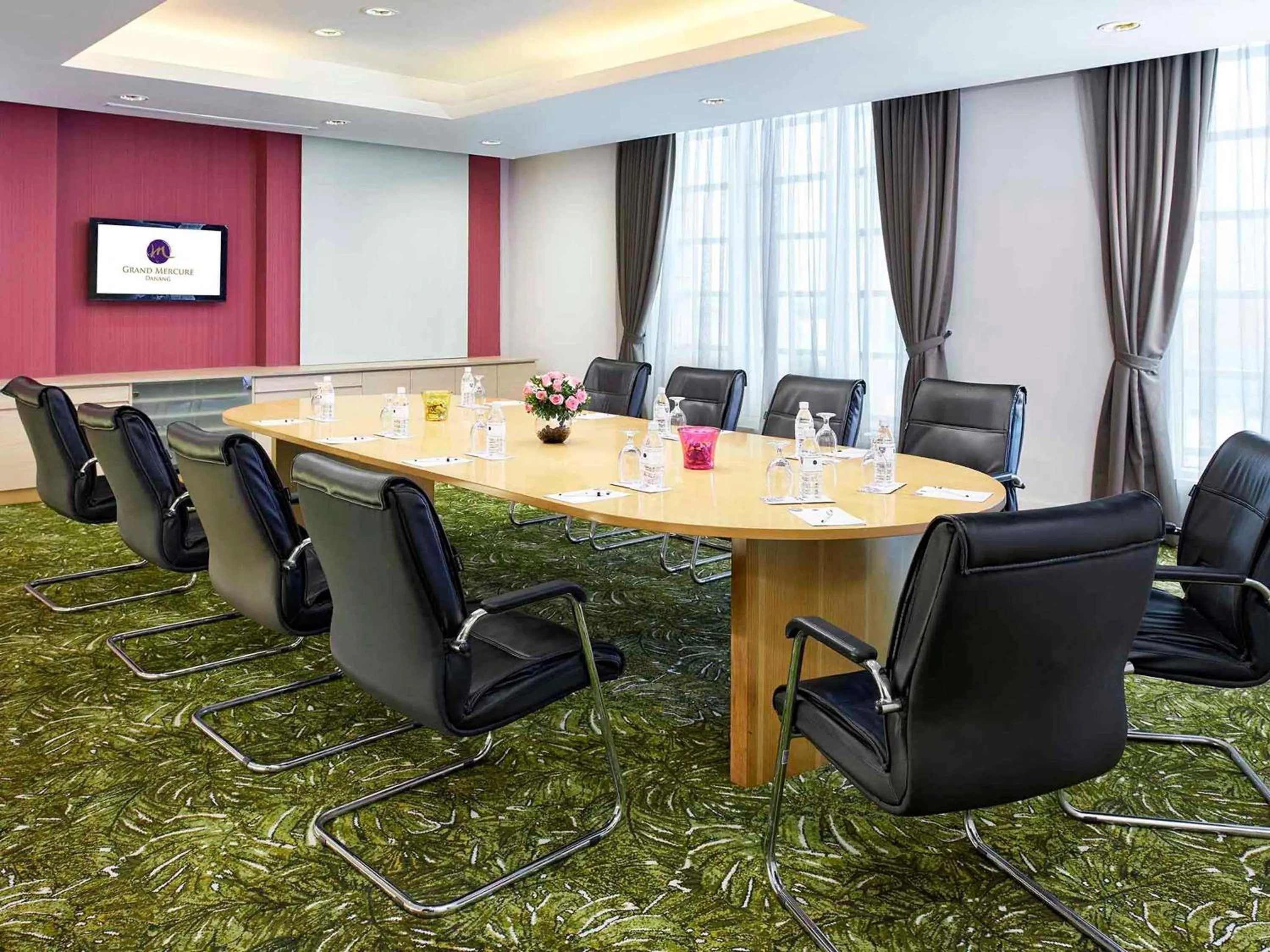 Meeting/conference room in Grand Mercure Danang